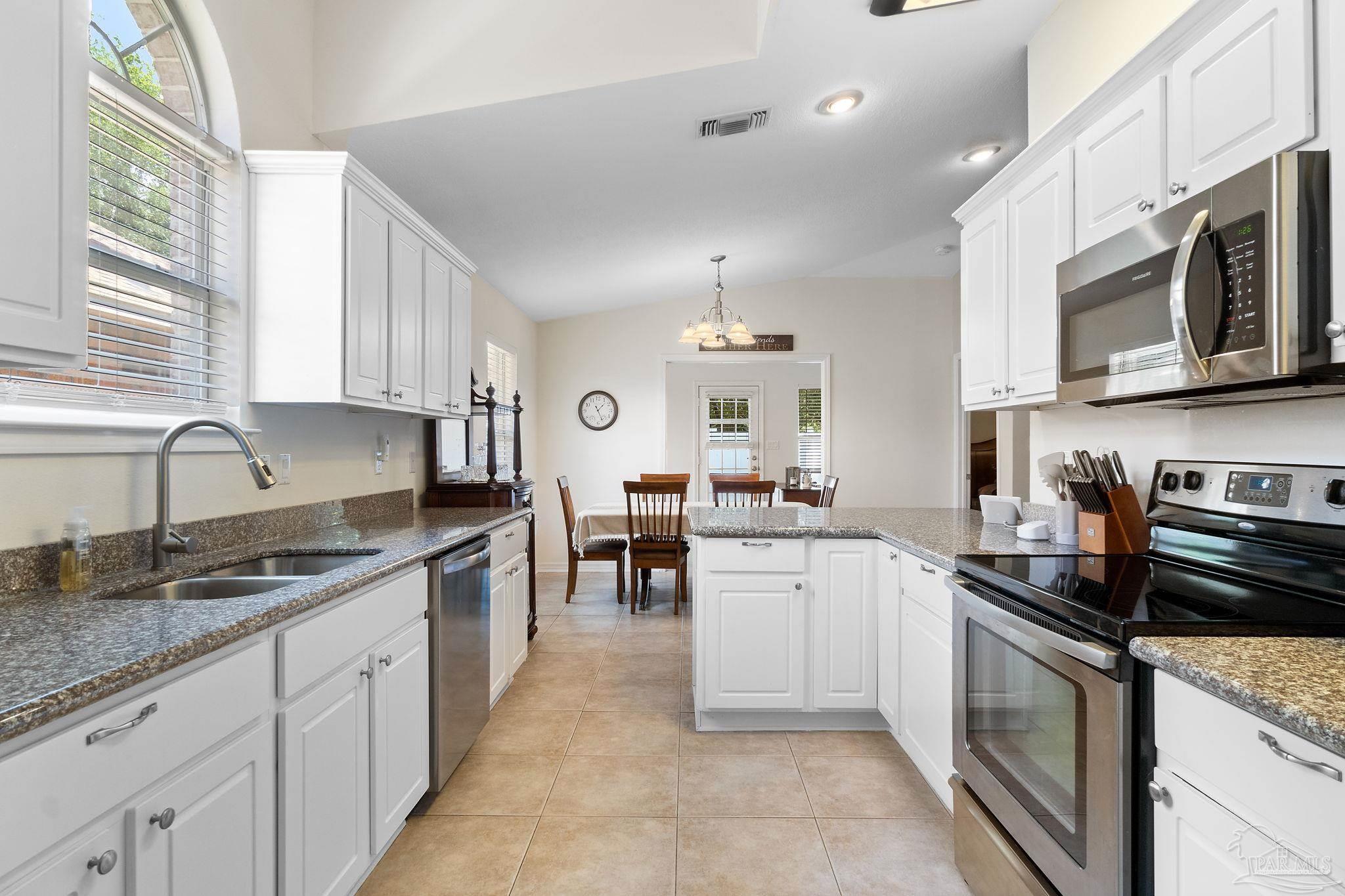 2932 Hidden Bay Blvd