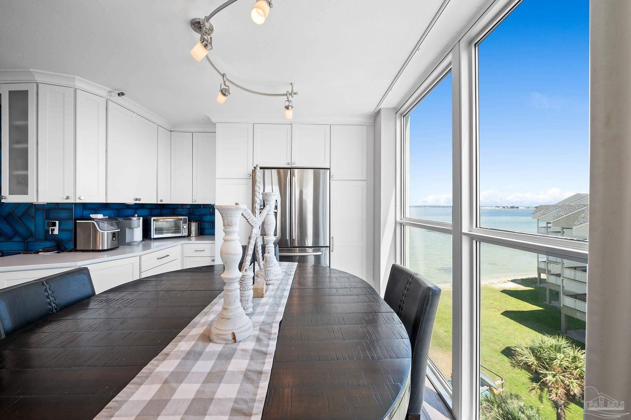 1200 Ft Pickens Rd # 4F