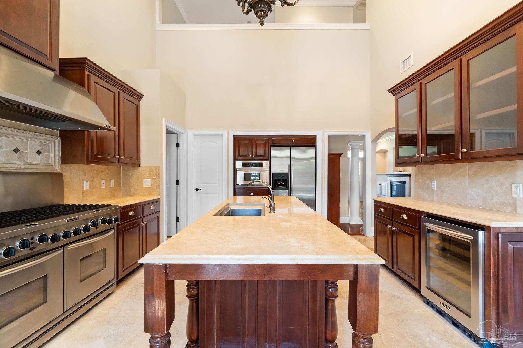 3869 Paradise Bay Dr