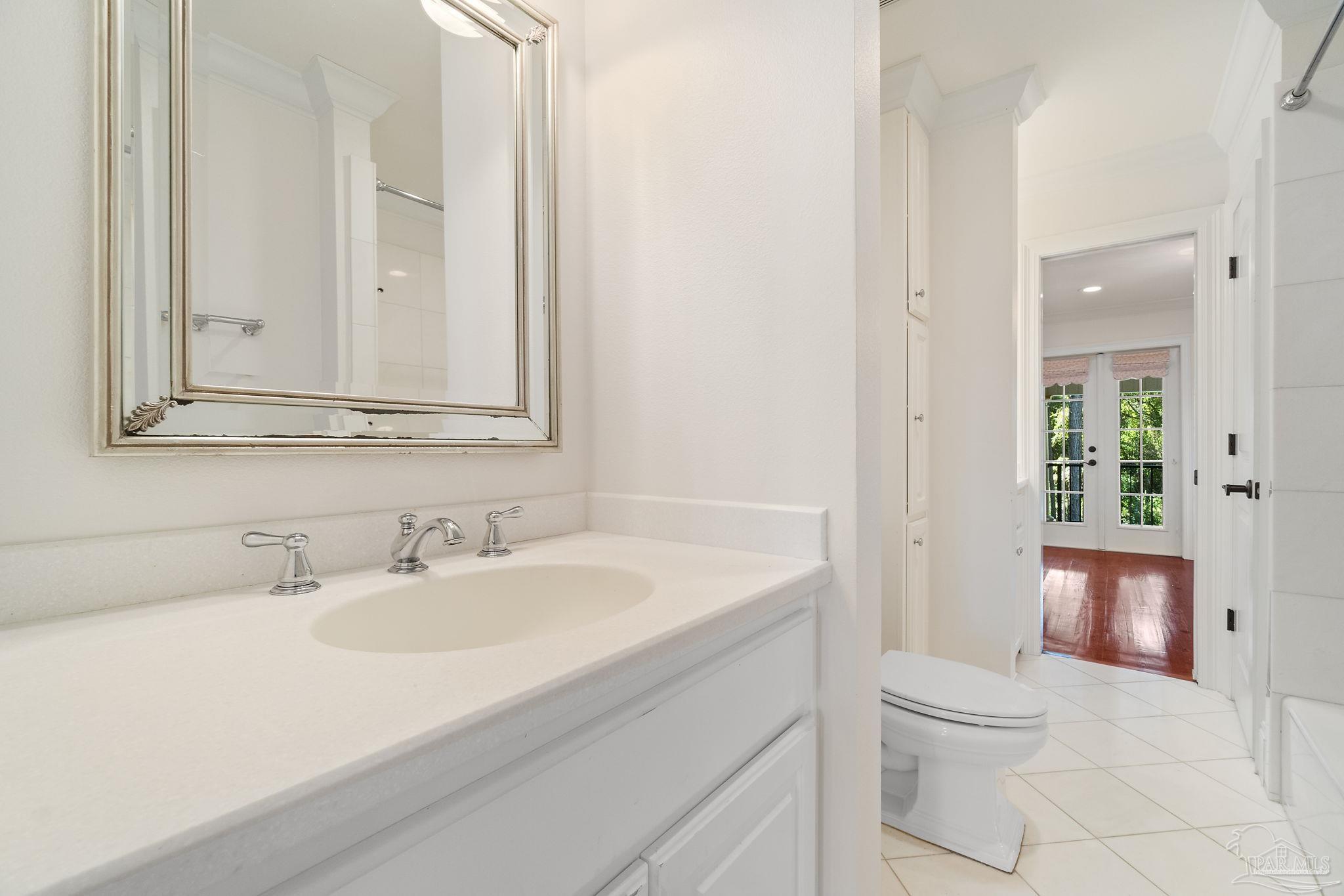 3869 Paradise Bay Dr