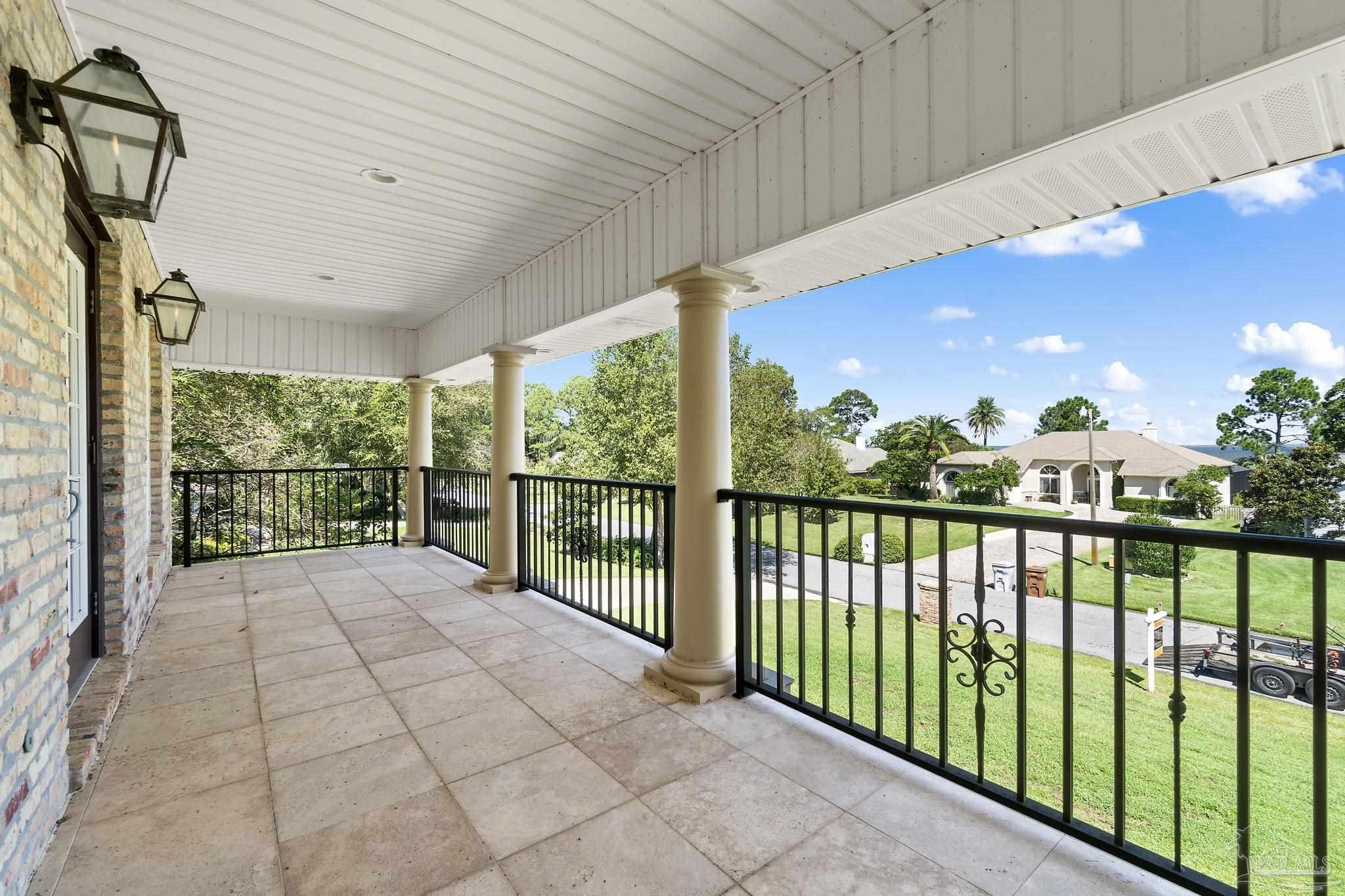 3869 Paradise Bay Dr