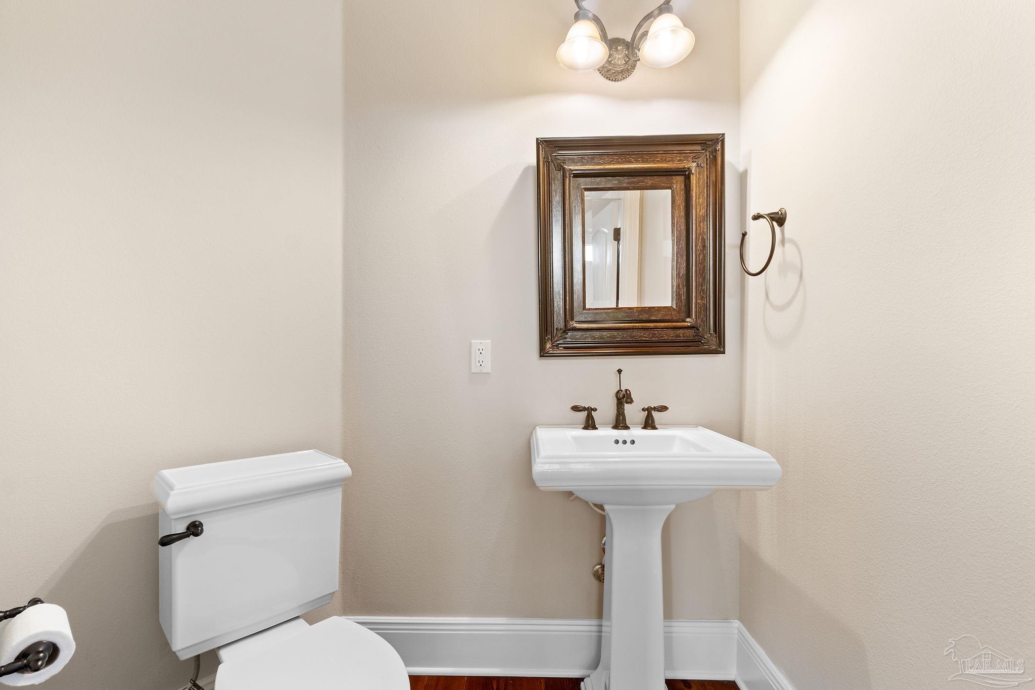 3869 Paradise Bay Dr