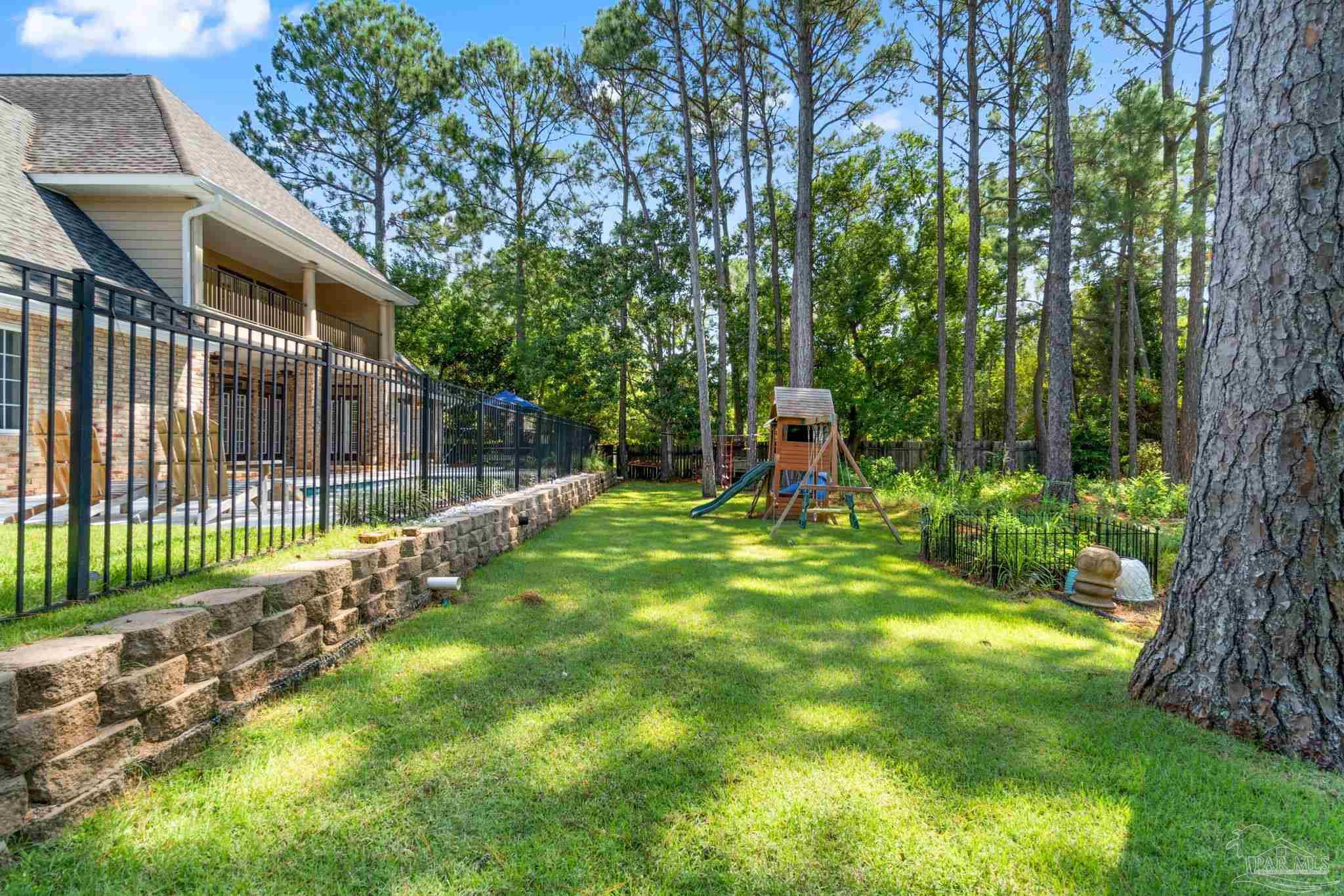 3869 Paradise Bay Dr