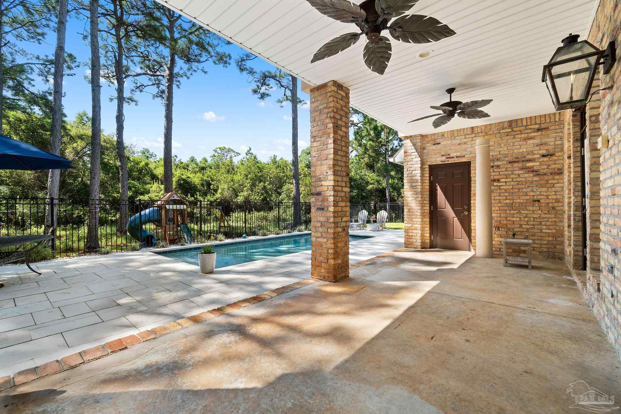 3869 Paradise Bay Dr