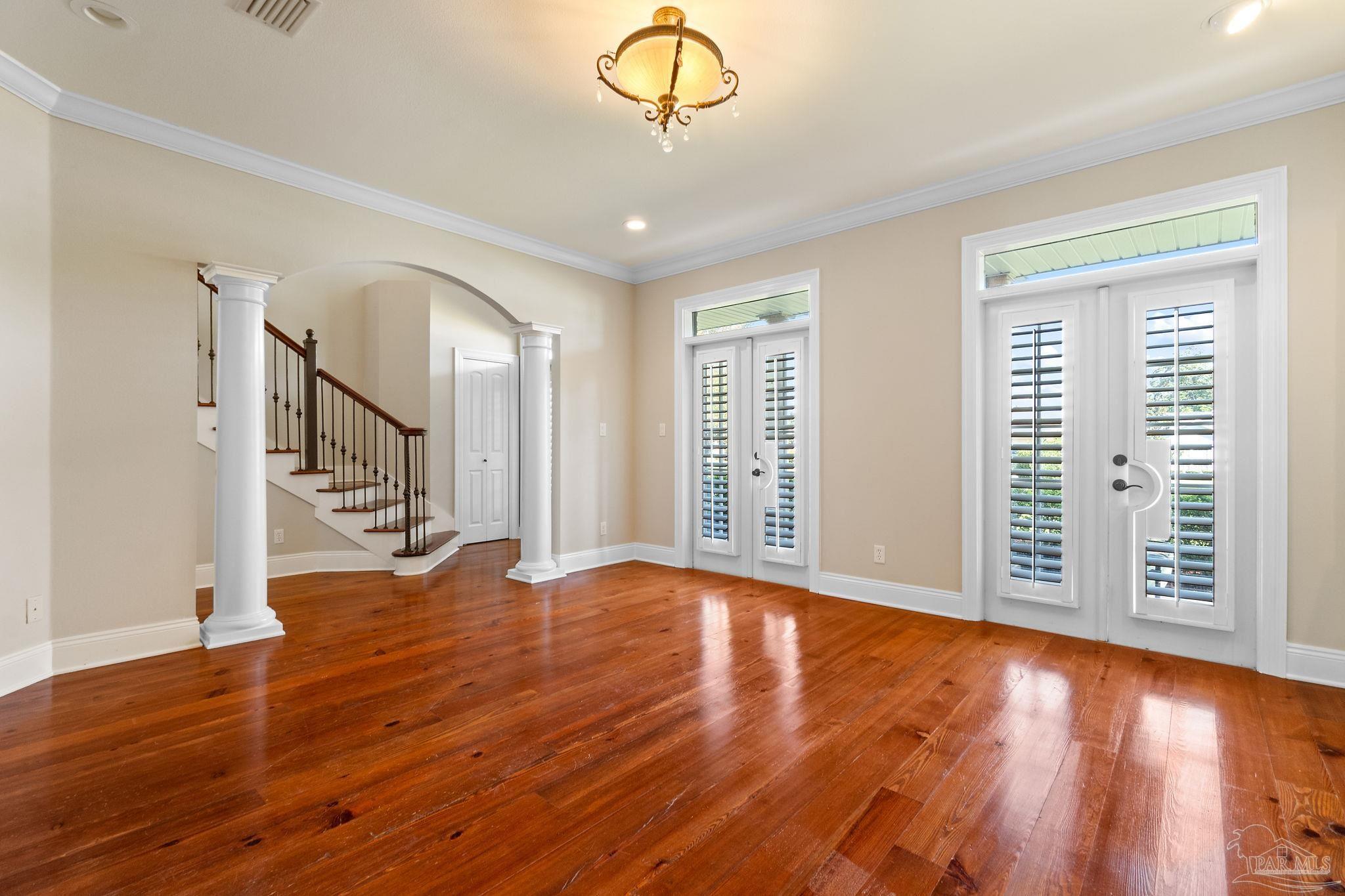 3869 Paradise Bay Dr