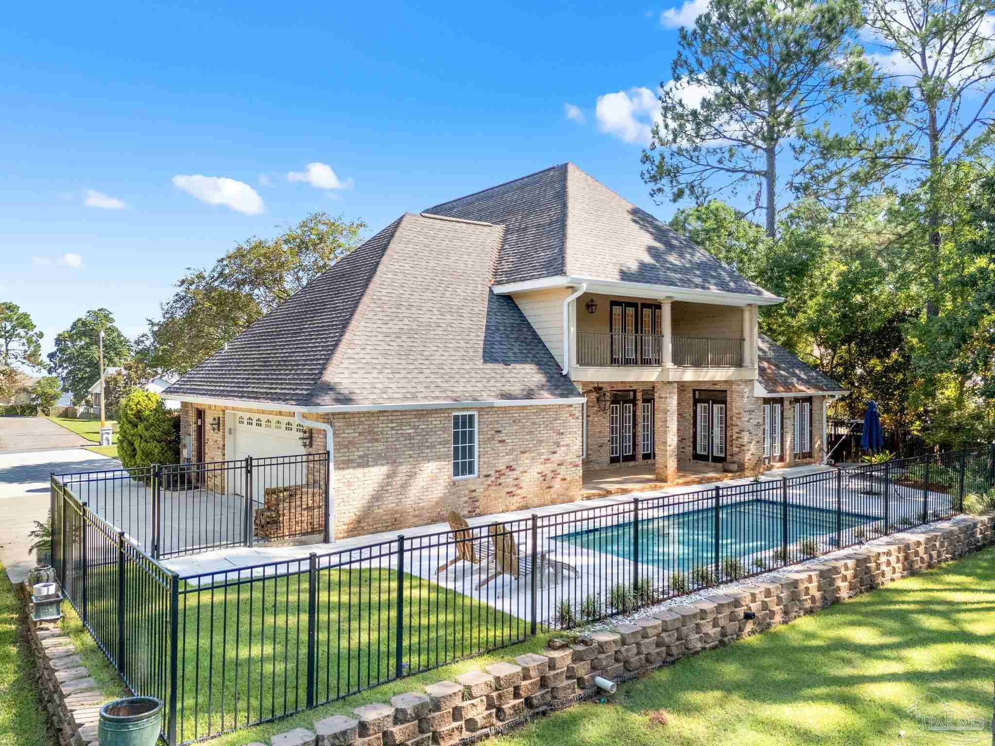 3869 Paradise Bay Dr