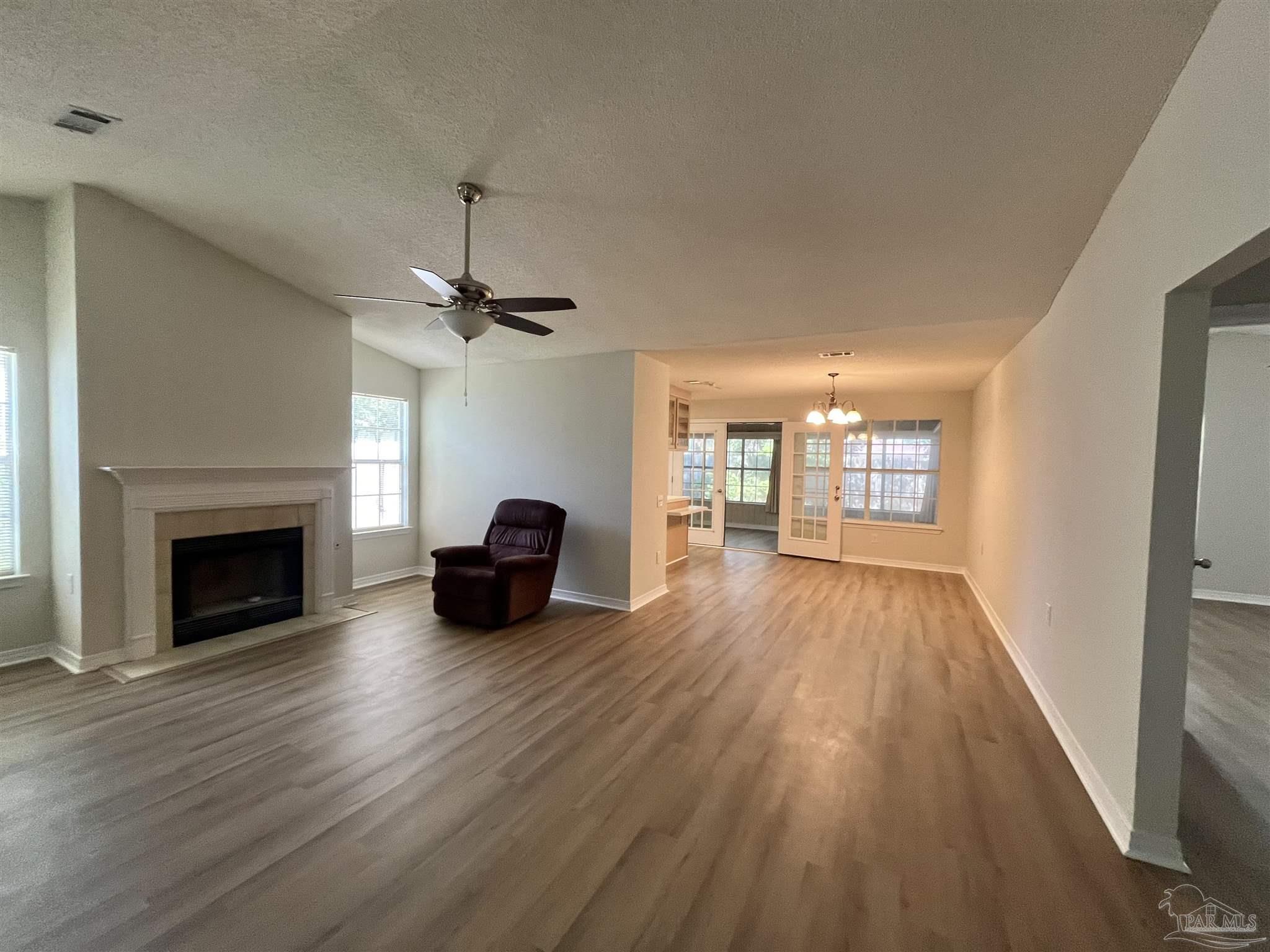 1324 Sunrunner Pl