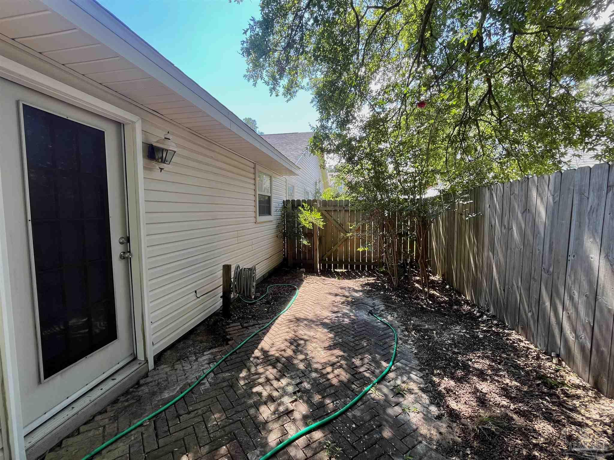 1324 Sunrunner Pl