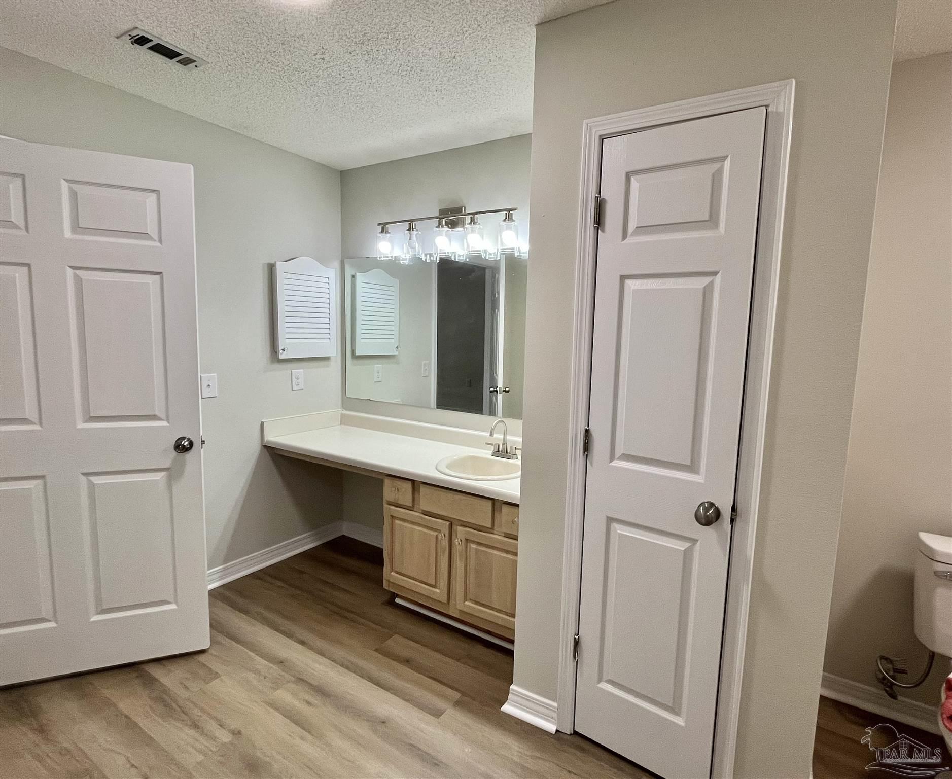 1324 Sunrunner Pl