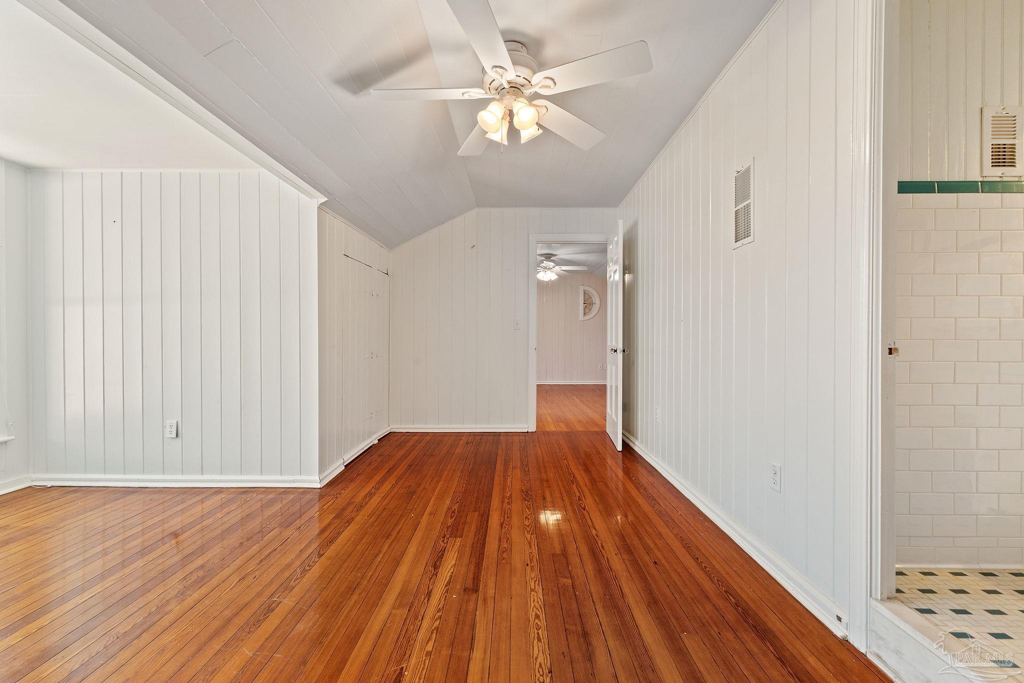 80 Duncan Ave