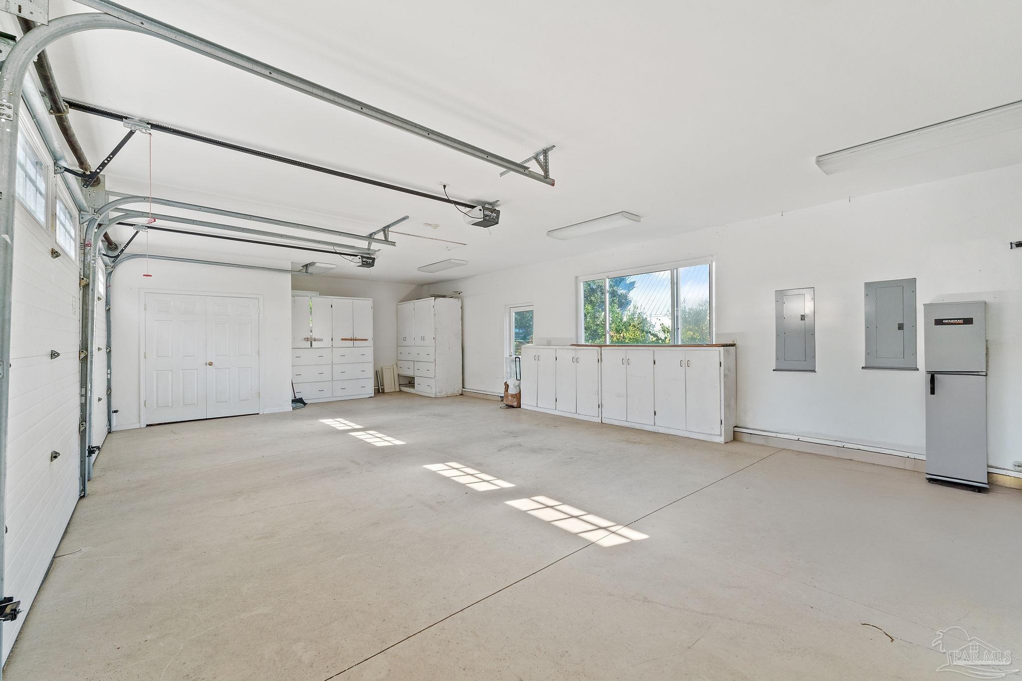 80 Duncan Ave