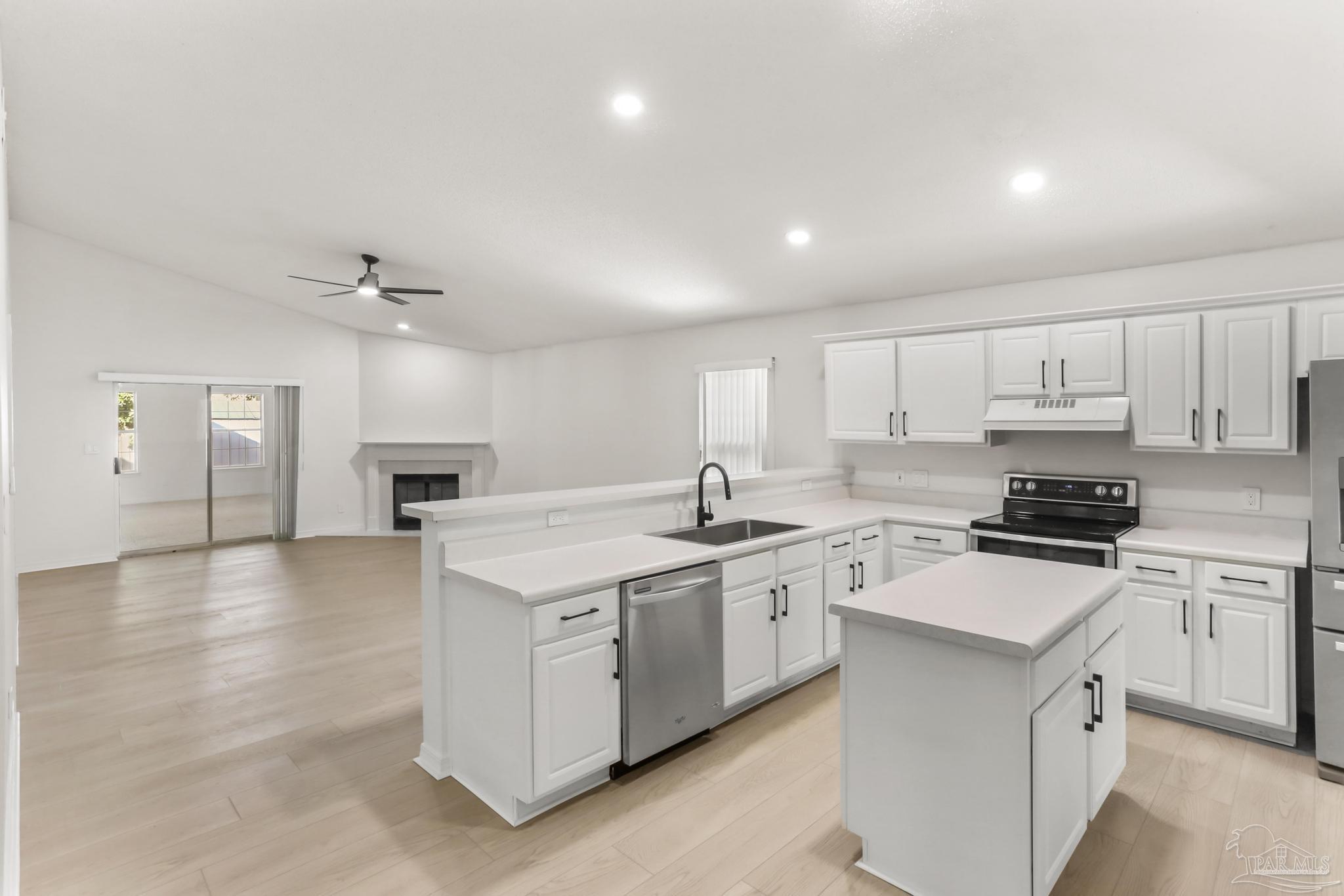 857 Ladner Dr