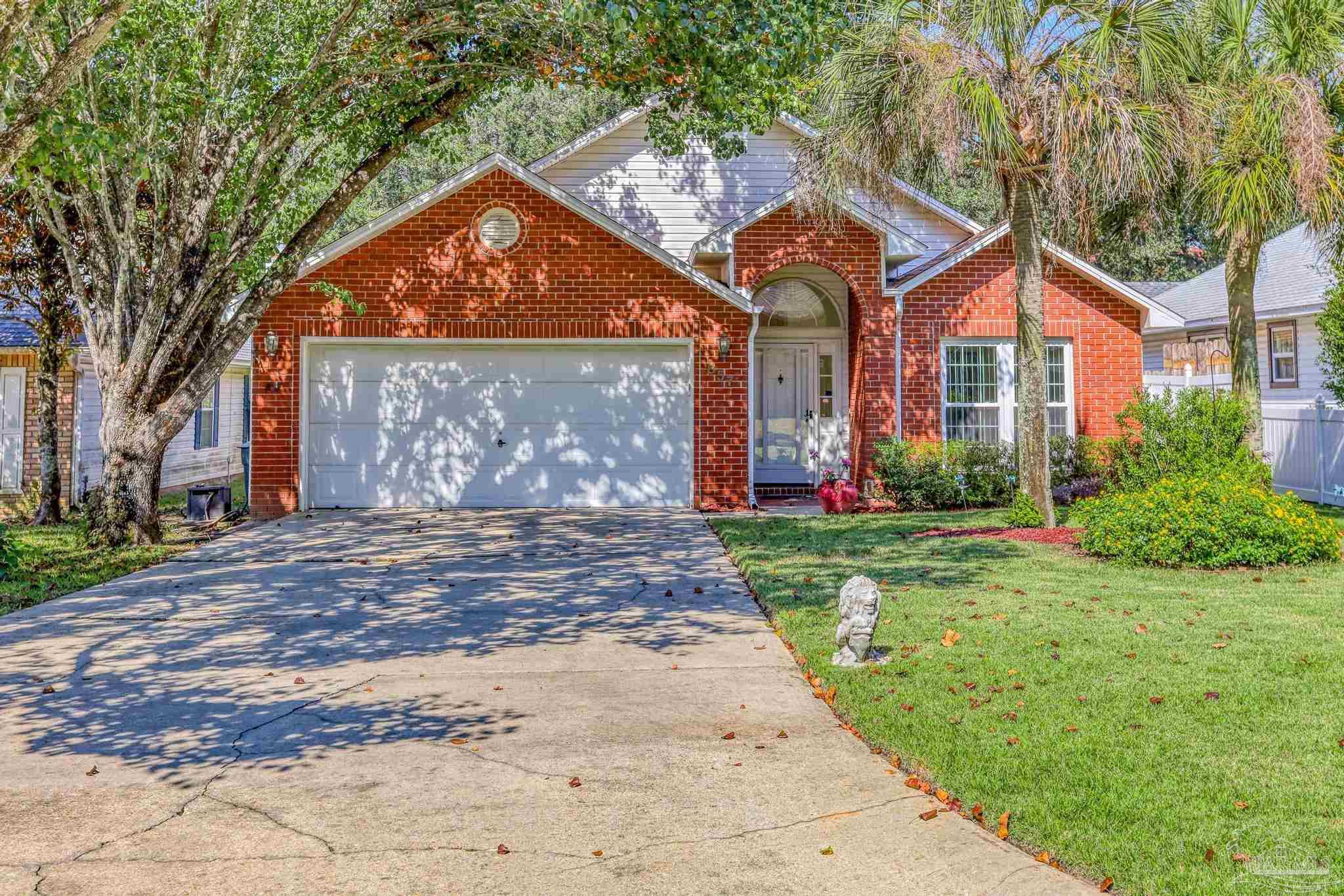 857 Ladner Dr
