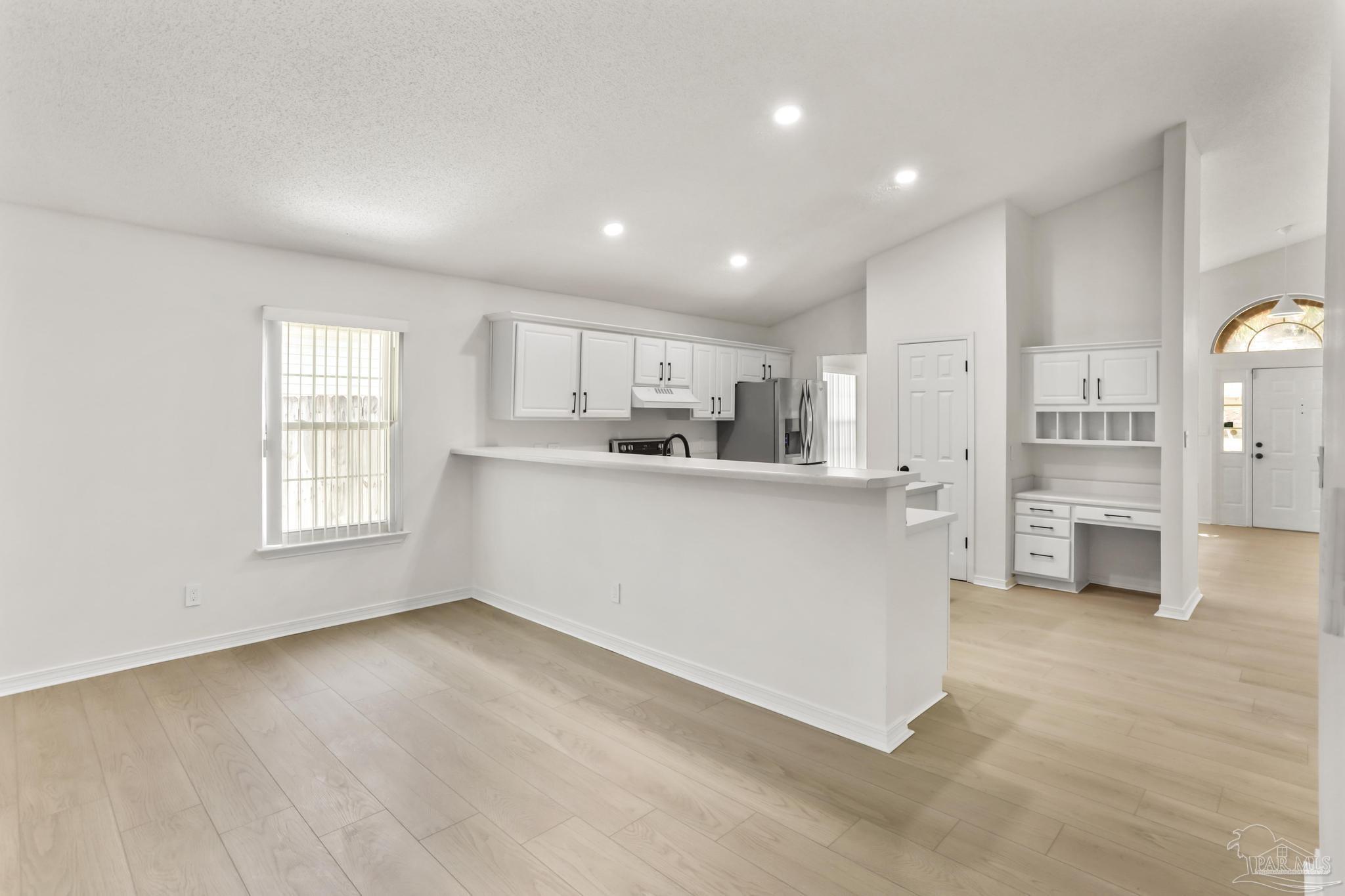 857 Ladner Dr