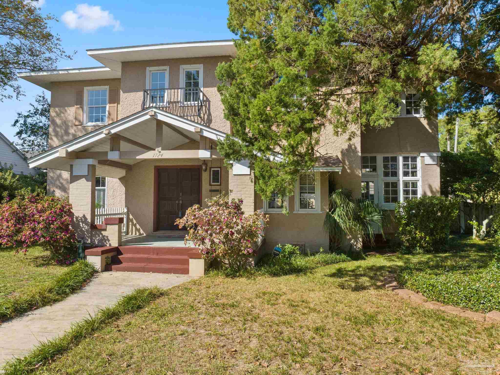 1724 E Jackson St