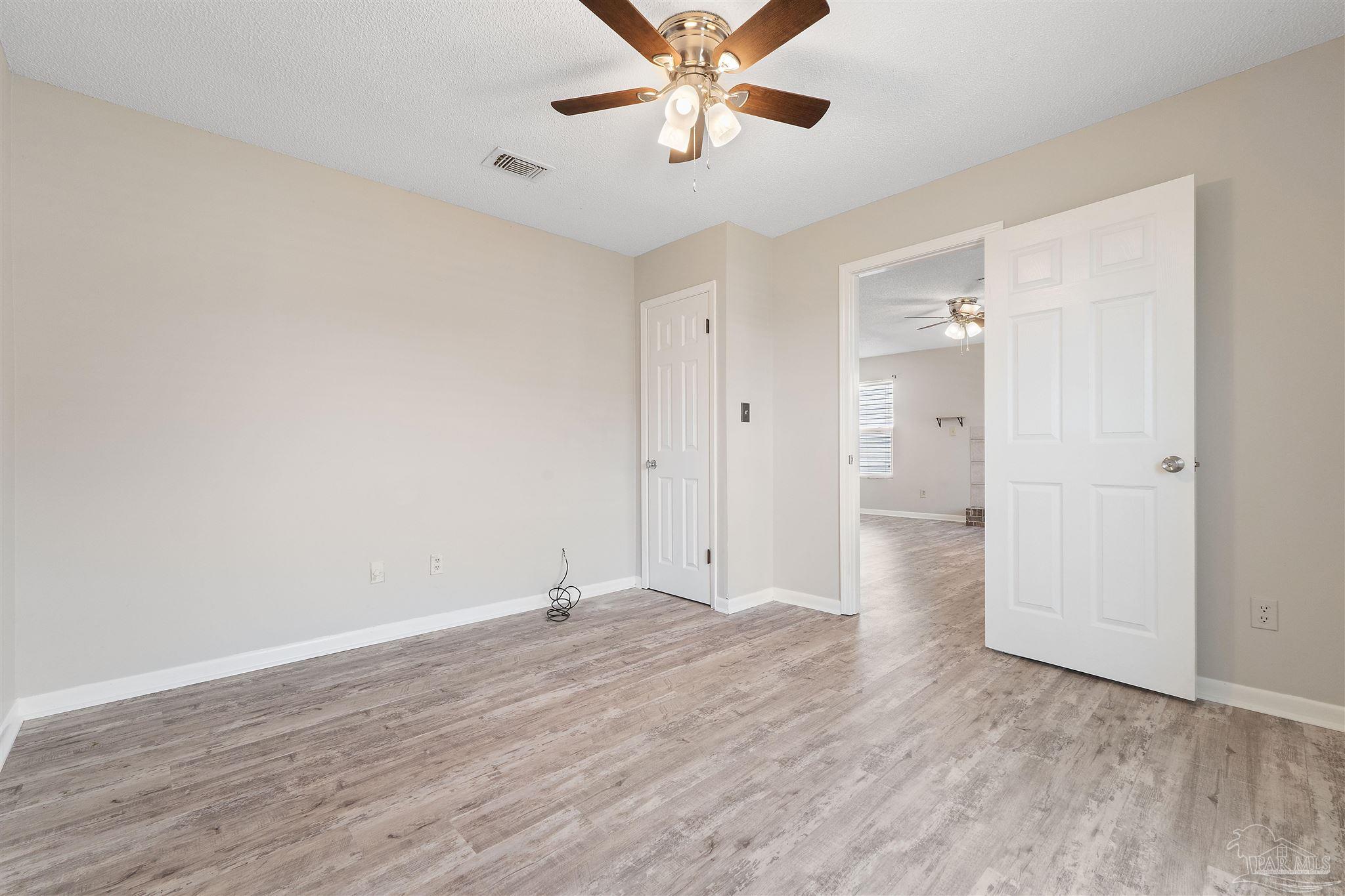 1070 Bayshore Rd