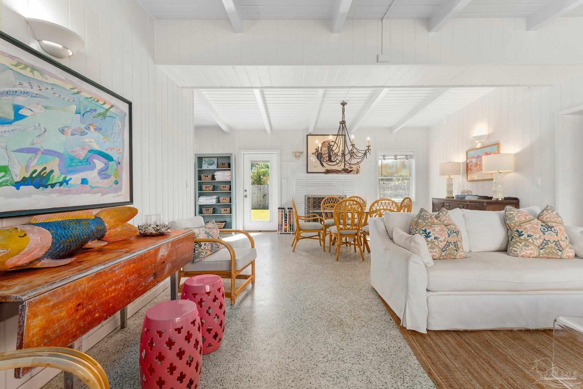 702 Panferio Dr