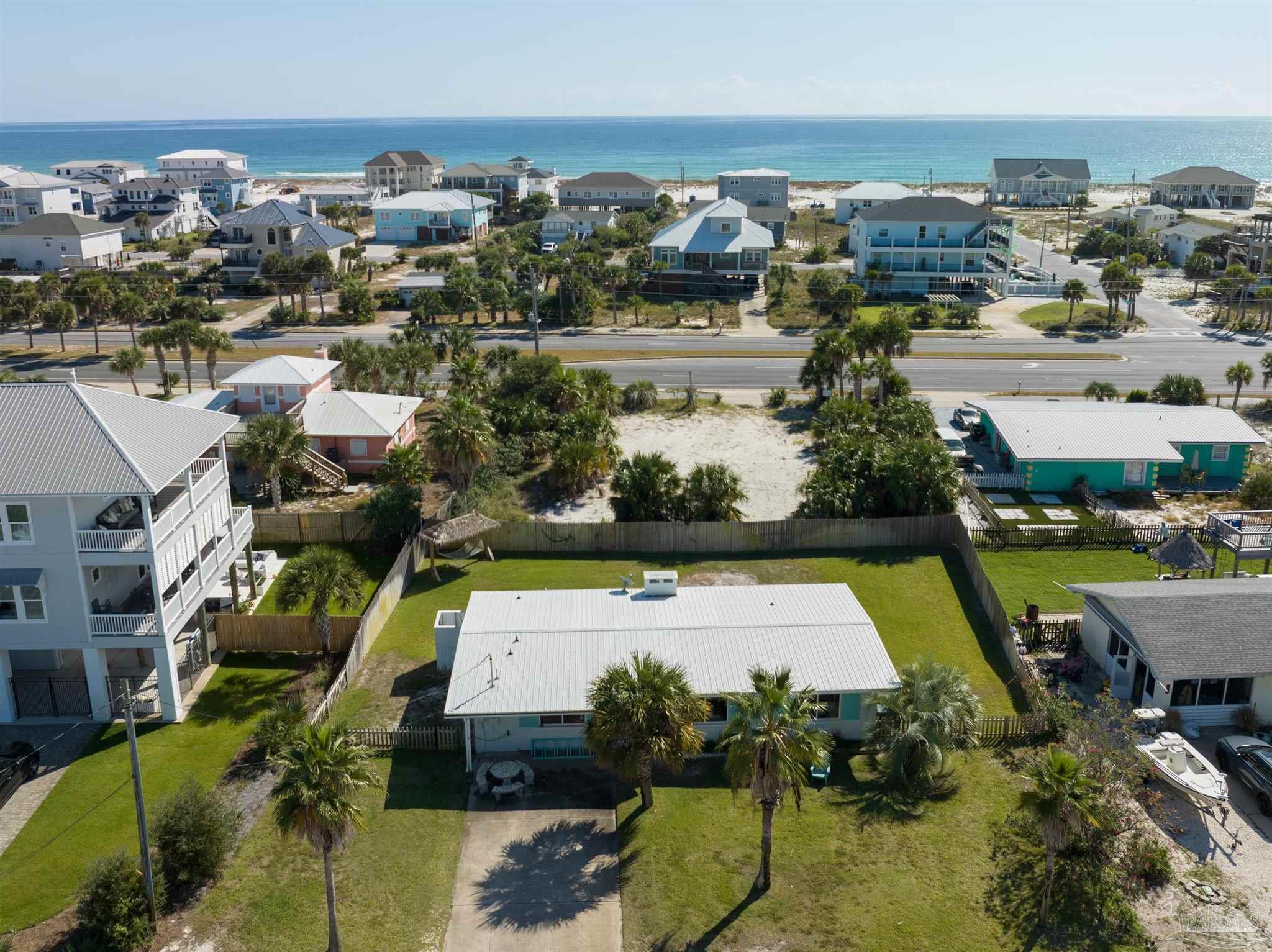 702 Panferio Dr