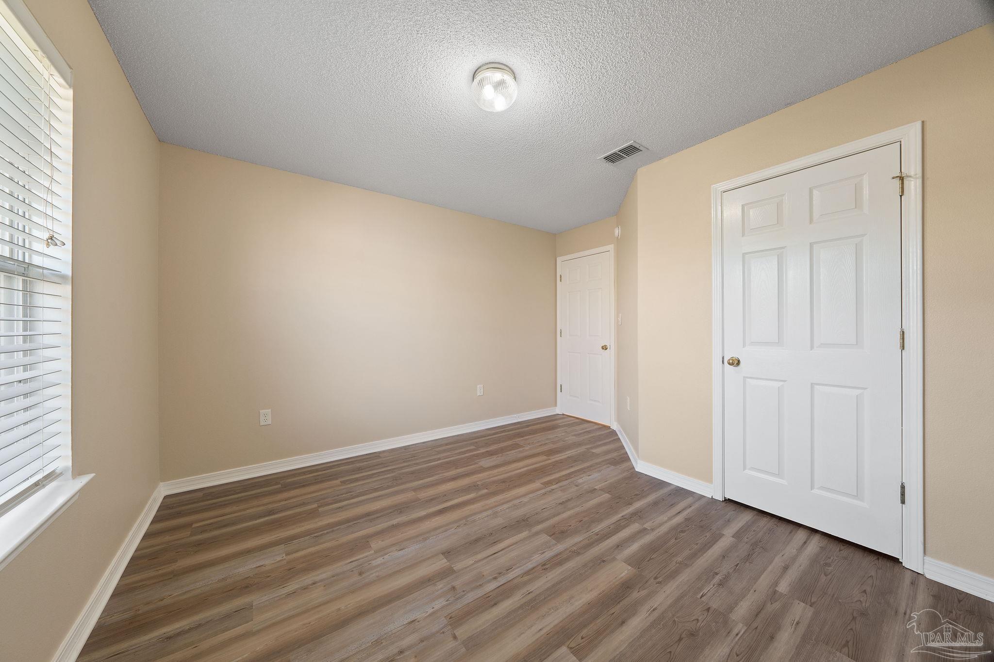 2138 Cheshire Ct