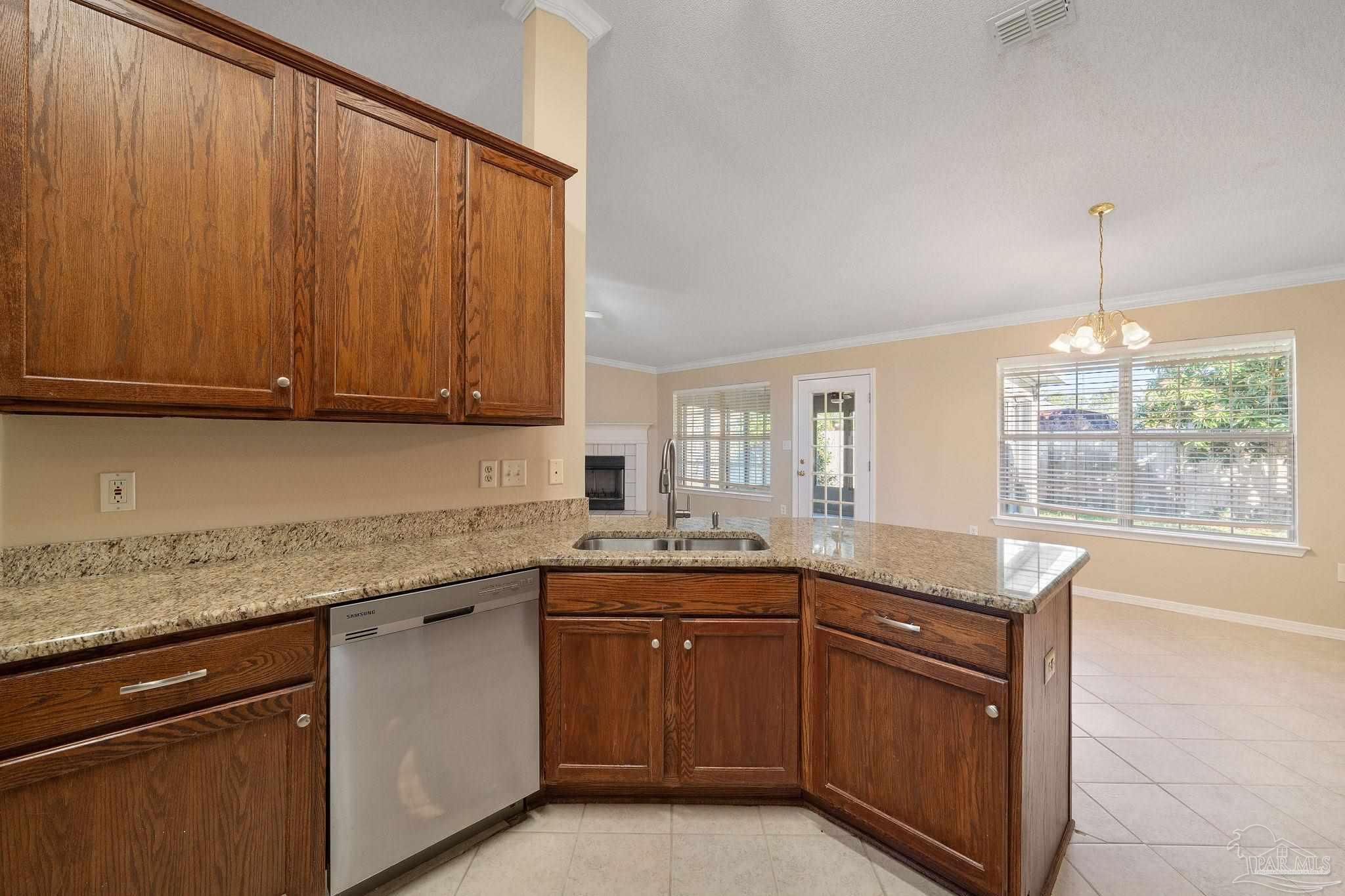 2138 Cheshire Ct