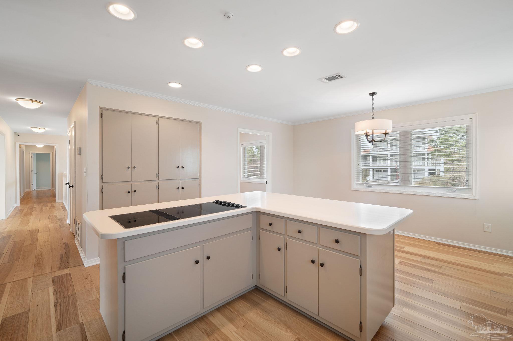 1209 Soundview Trl