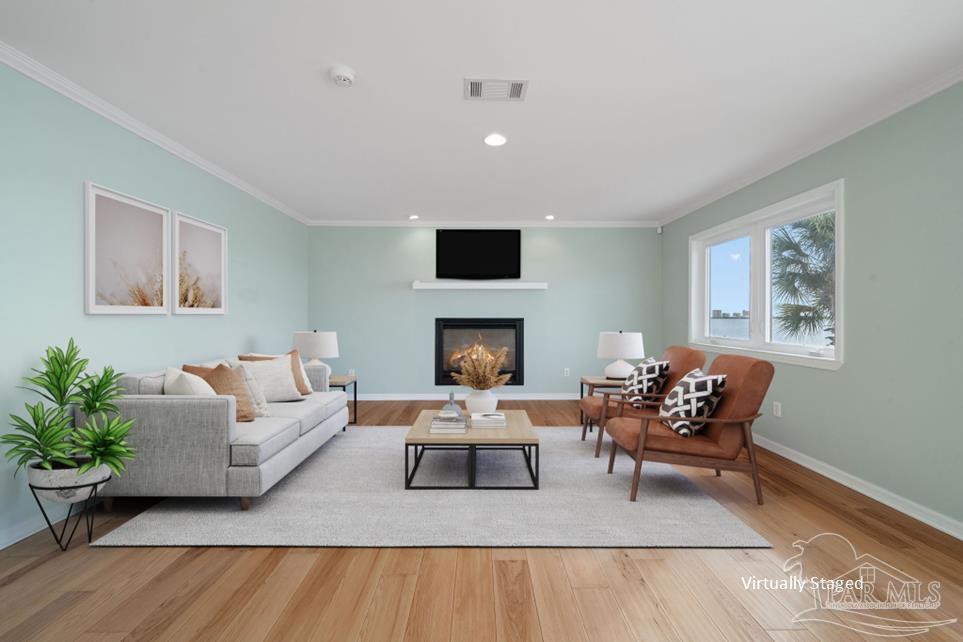 1209 Soundview Trl