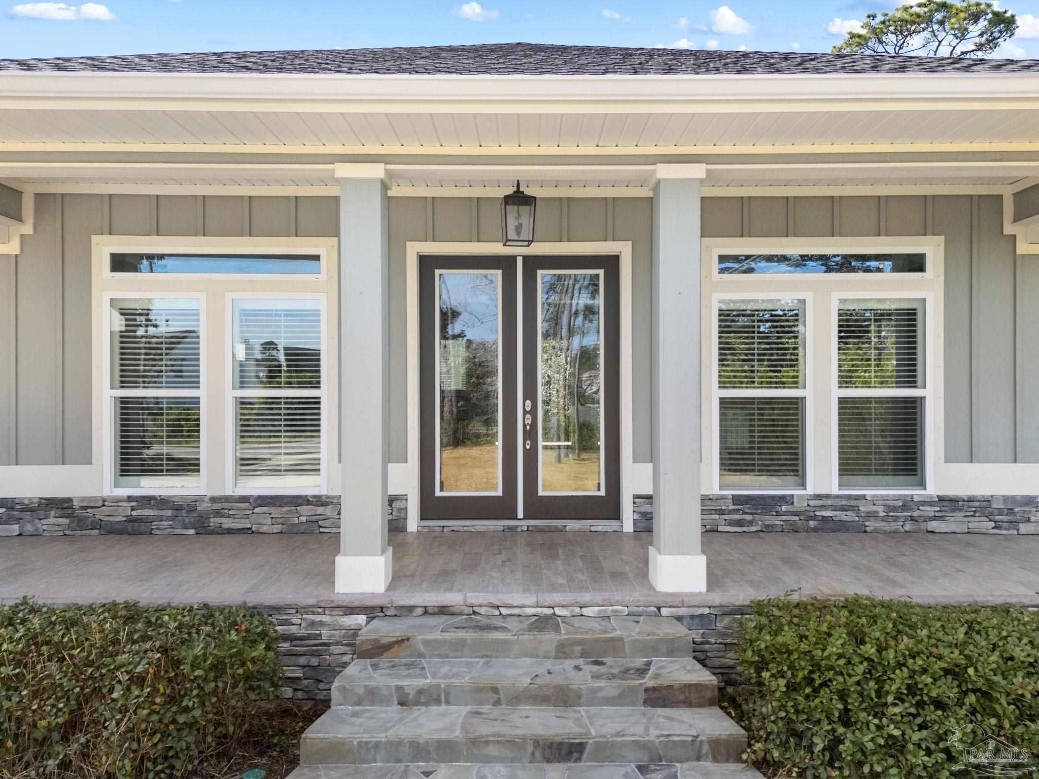 1061 Oriole Beach Rd