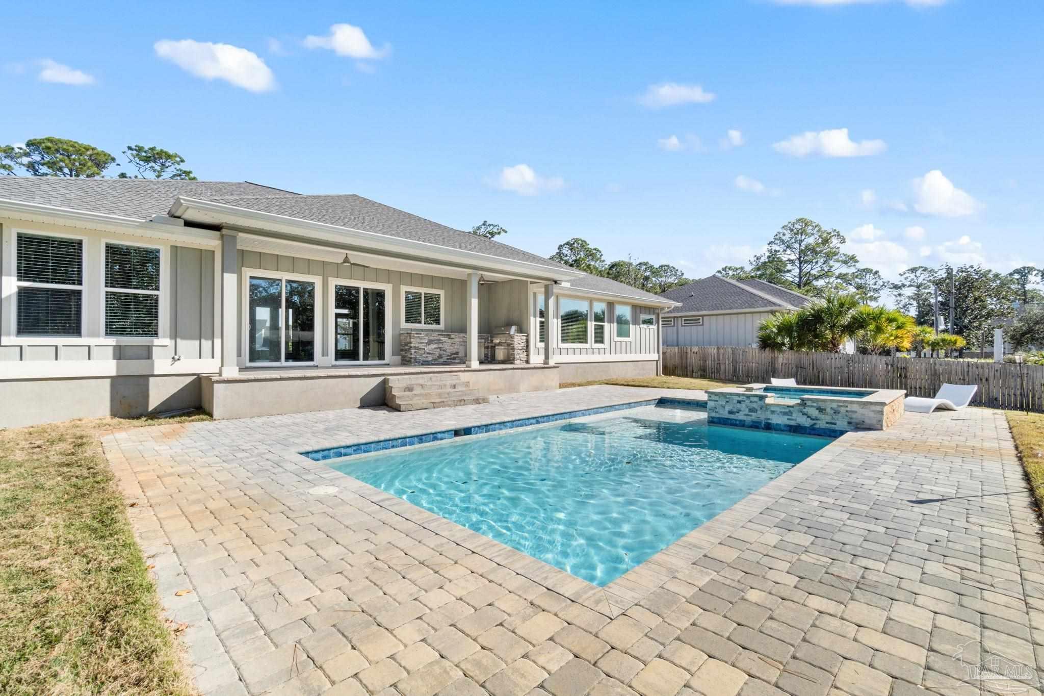 1061 Oriole Beach Rd