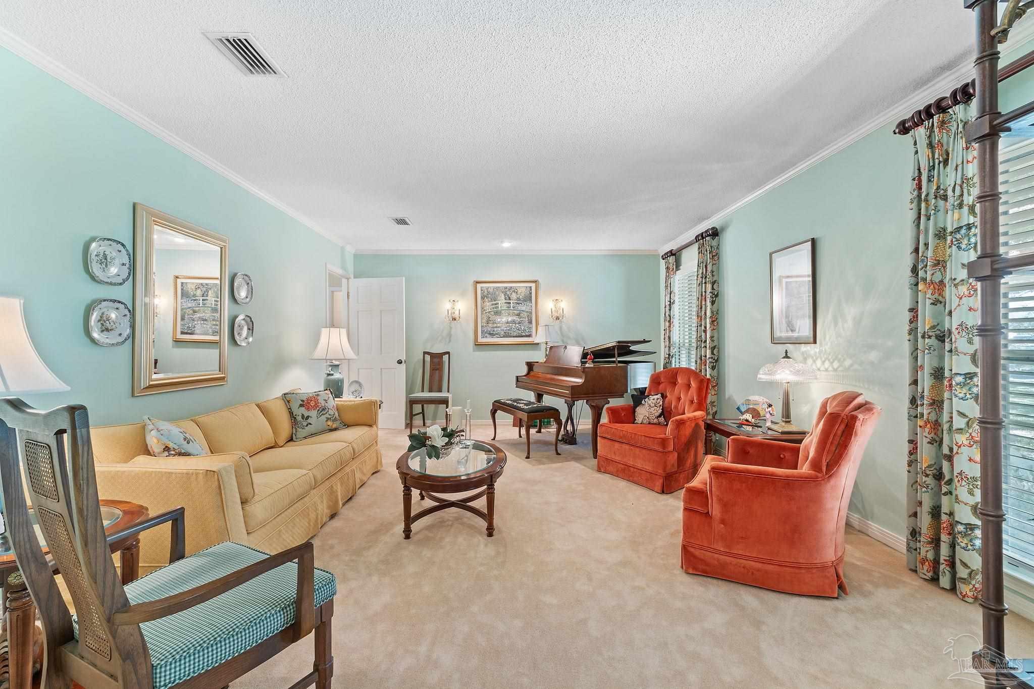 593 Bay Cliffs Rd