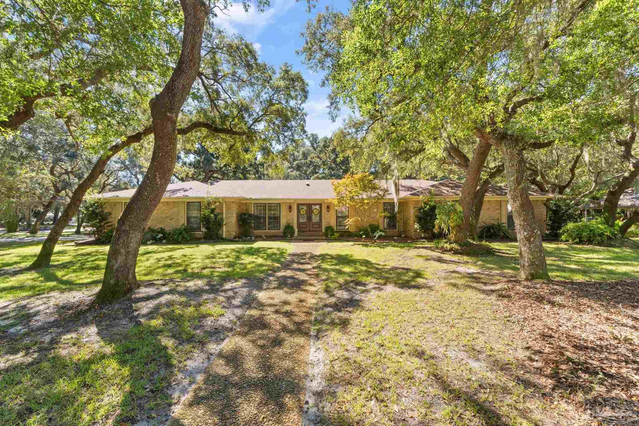 593 Bay Cliffs Rd