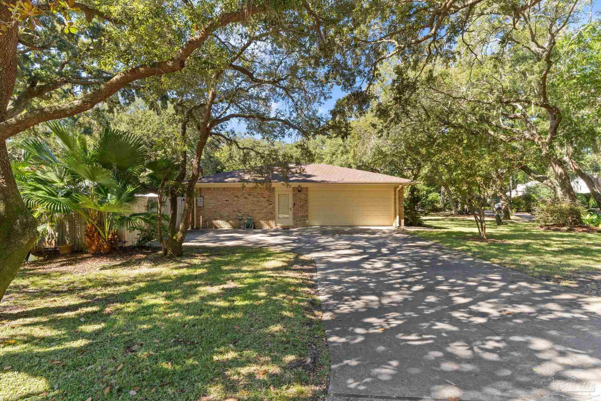 593 Bay Cliffs Rd