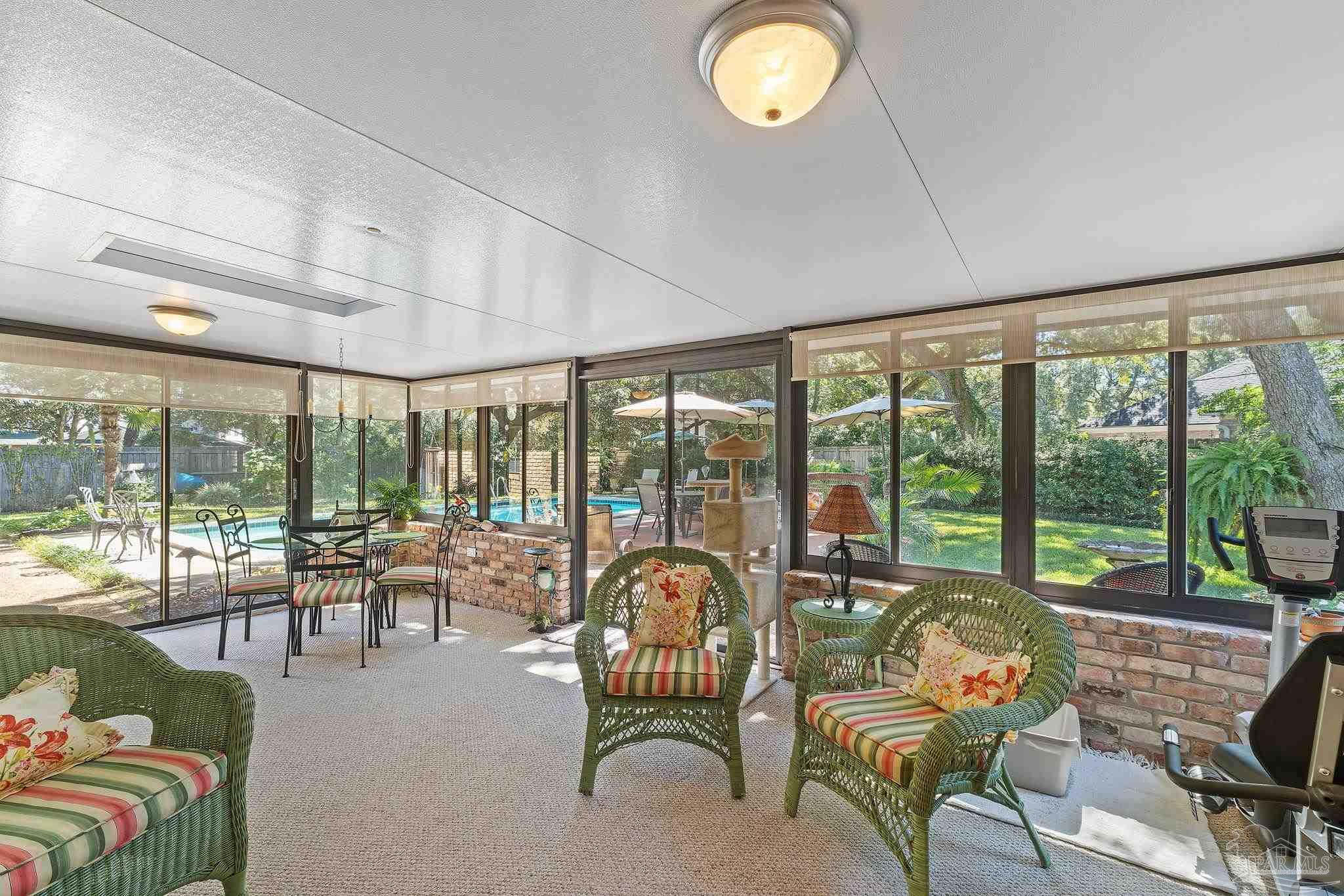 593 Bay Cliffs Rd