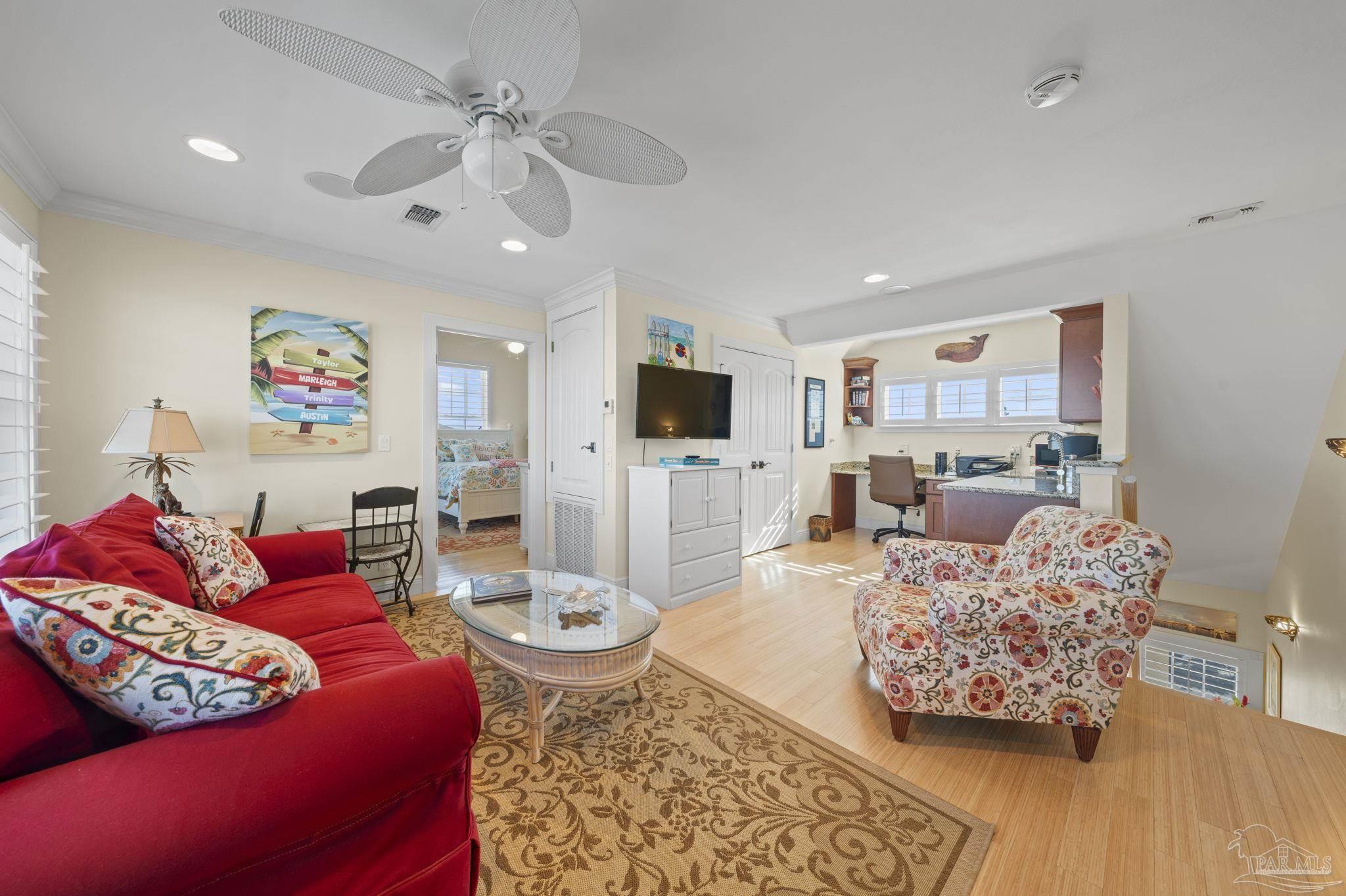 203 Panferio Dr
