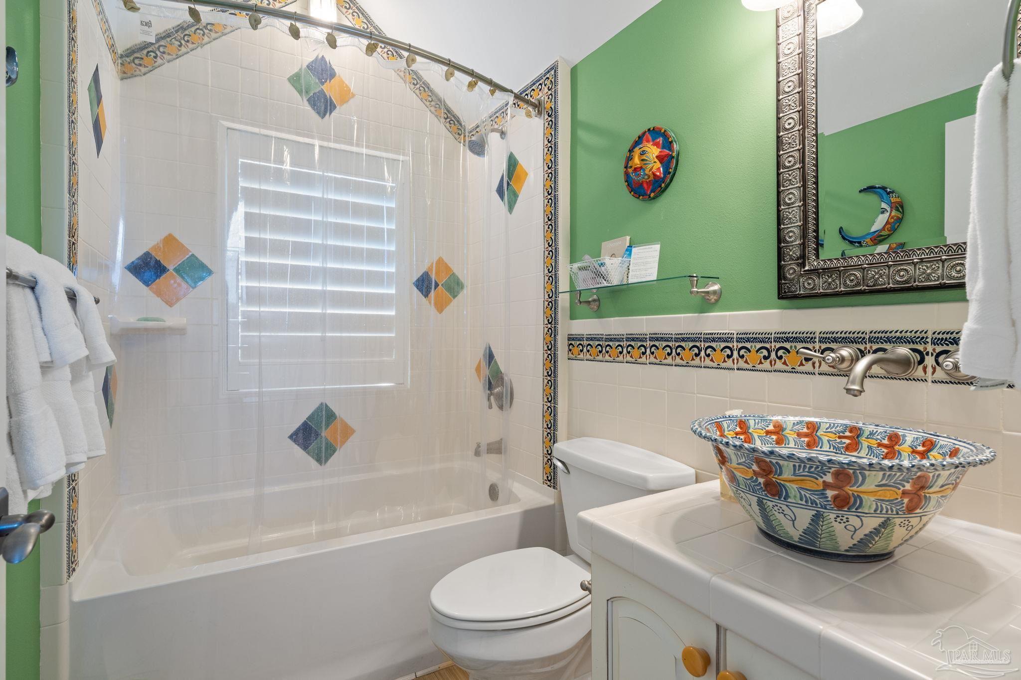 203 Panferio Dr