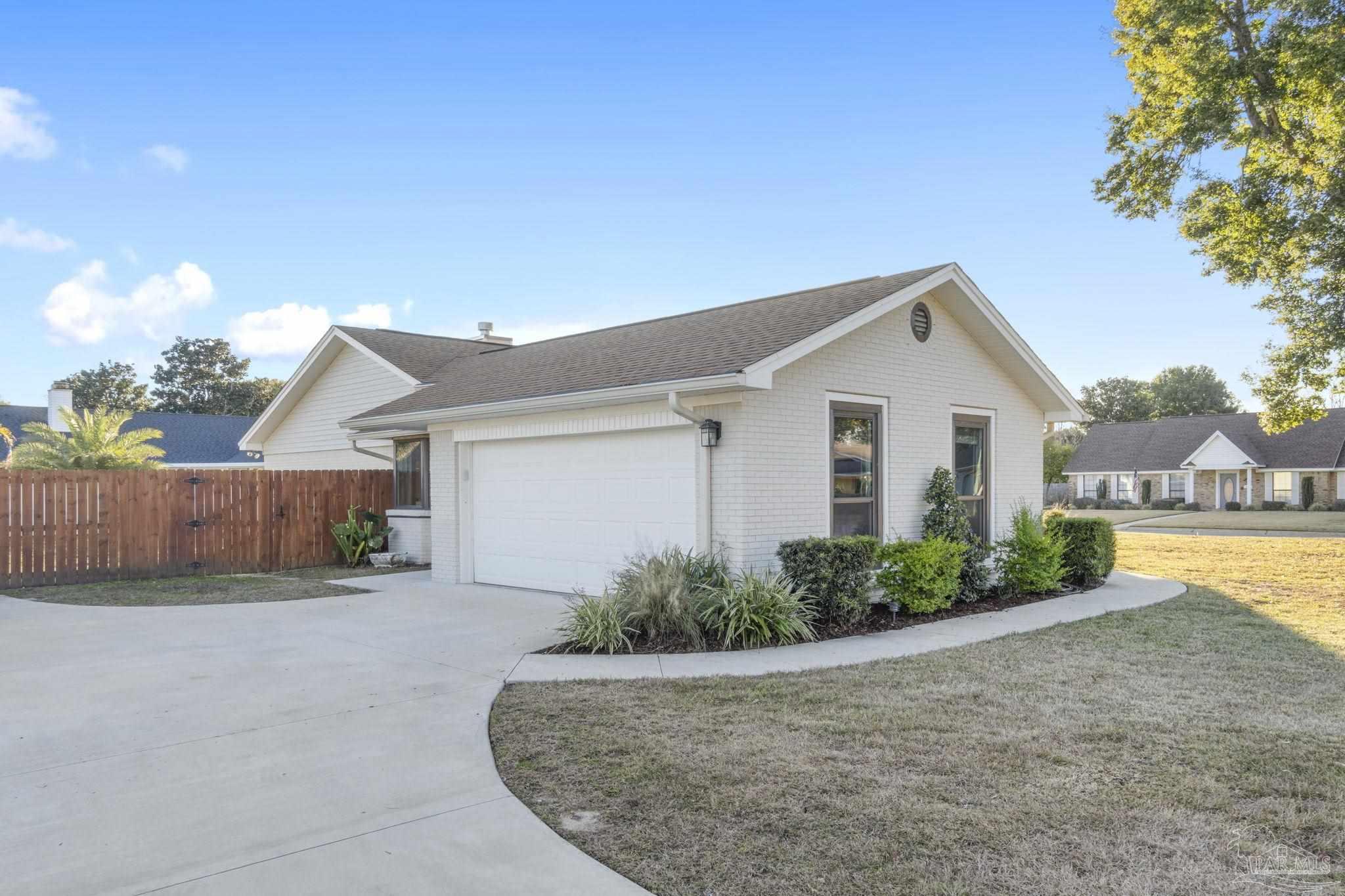 3101 Oxford Cir