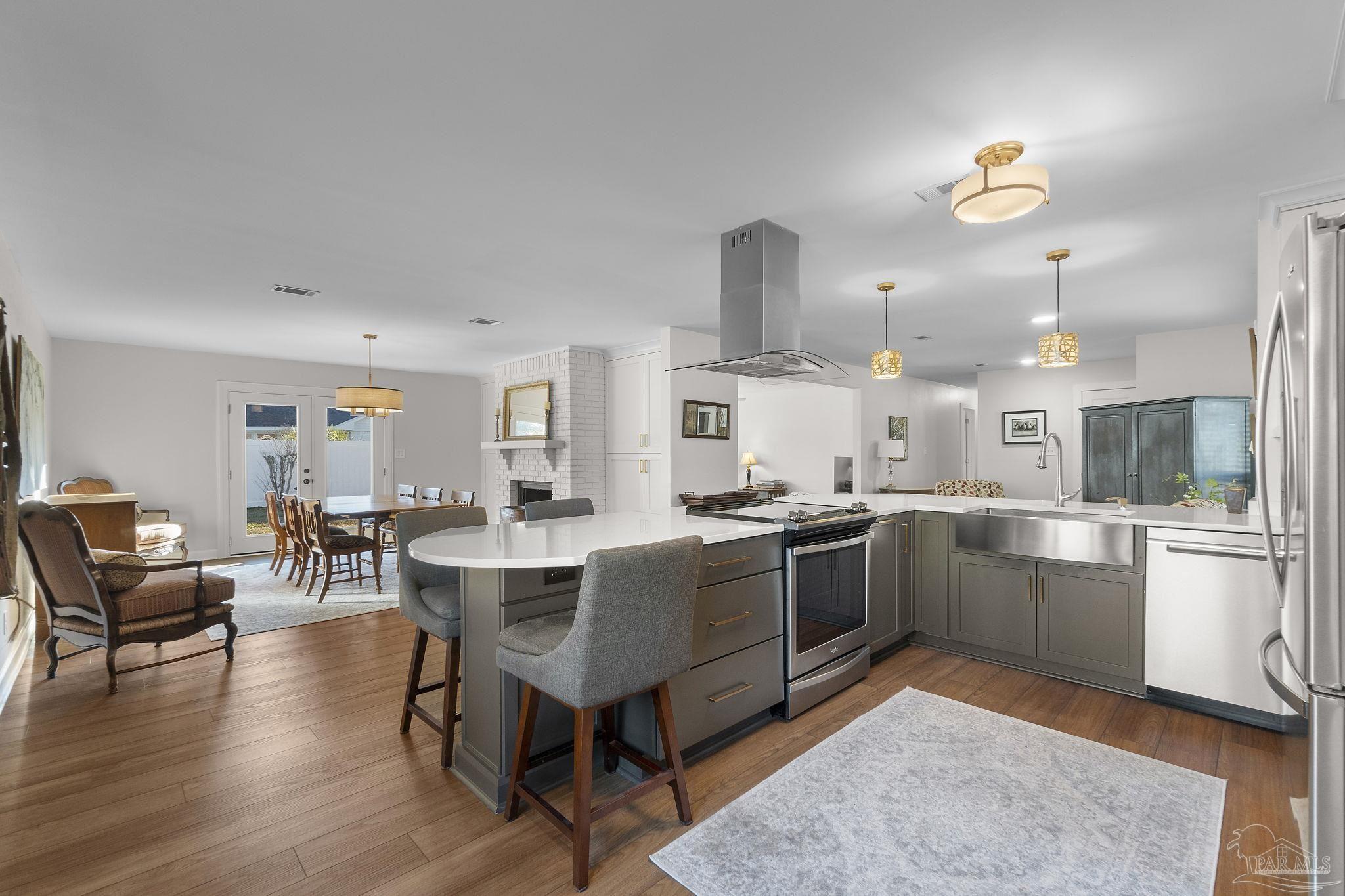 3101 Oxford Cir
