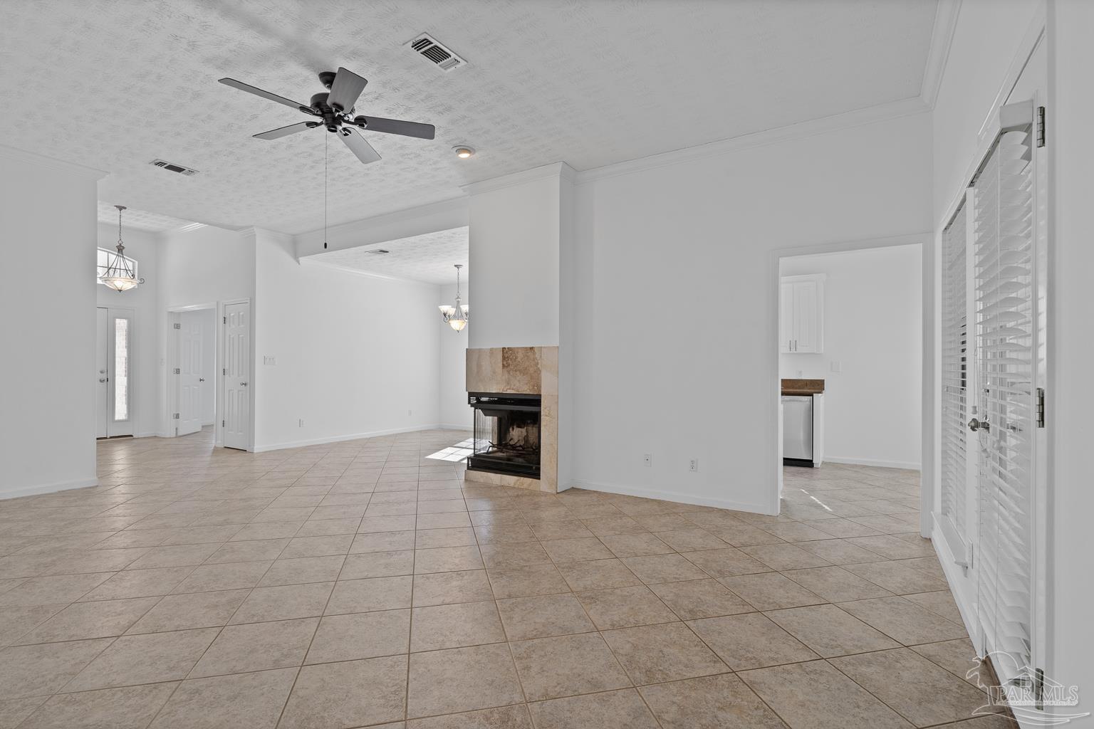 4168 Longwood Cir