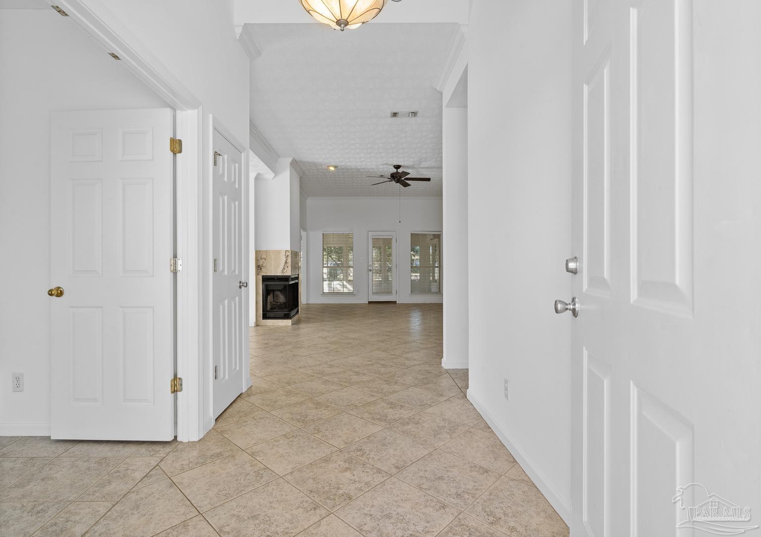 4168 Longwood Cir
