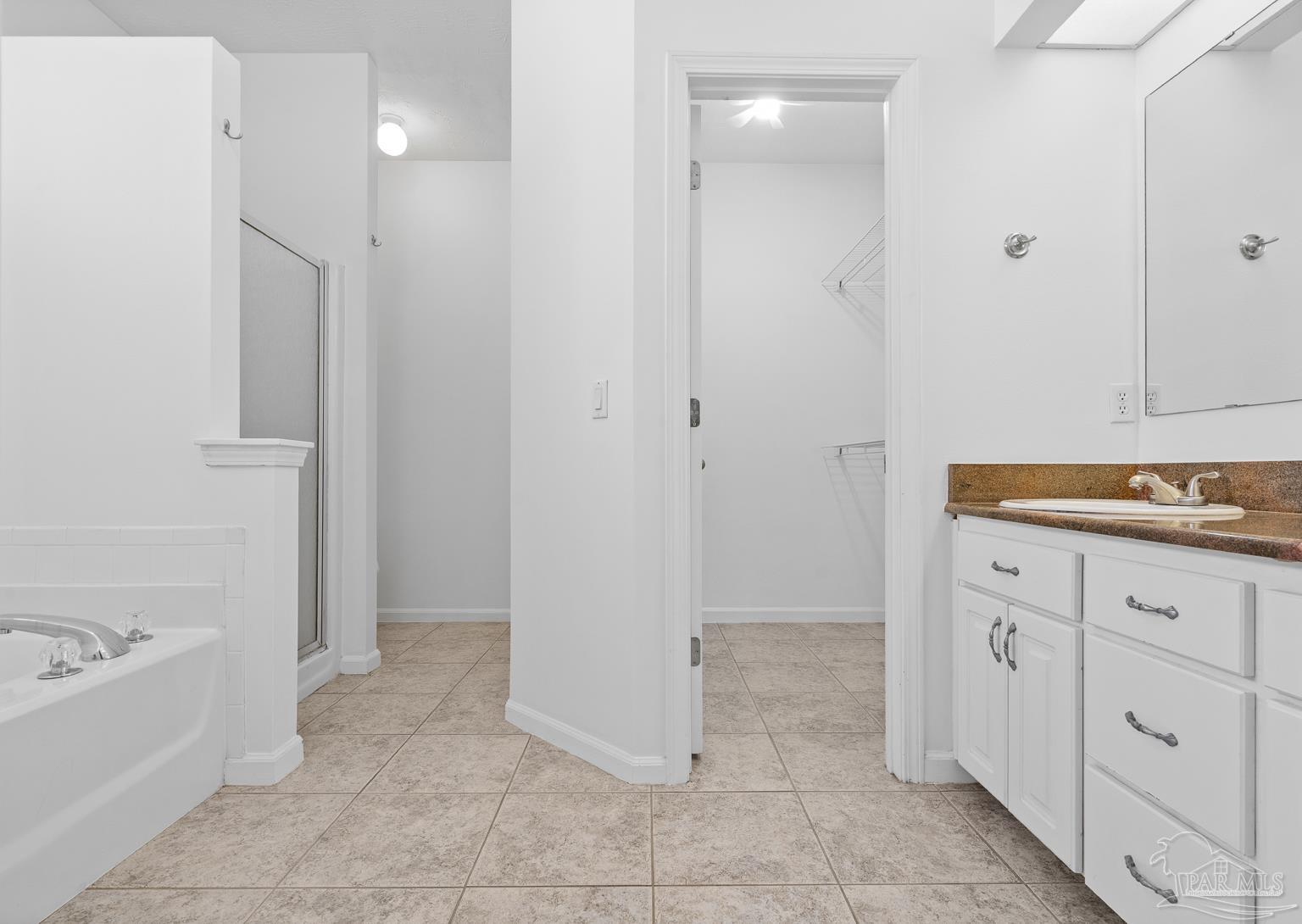 4168 Longwood Cir