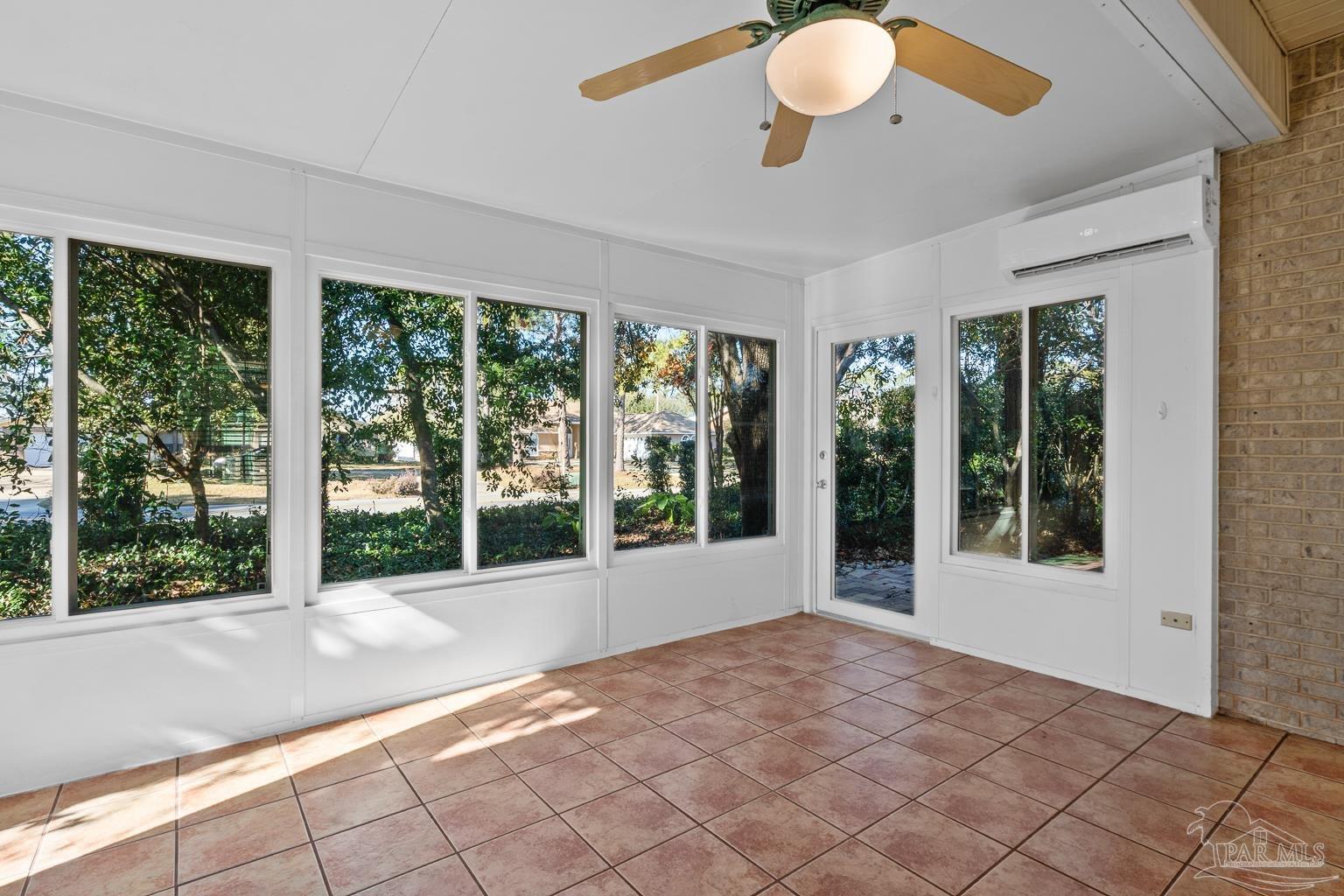 4168 Longwood Cir