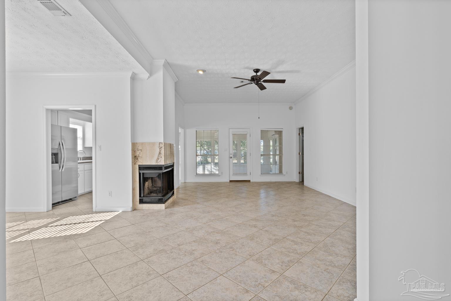 4168 Longwood Cir