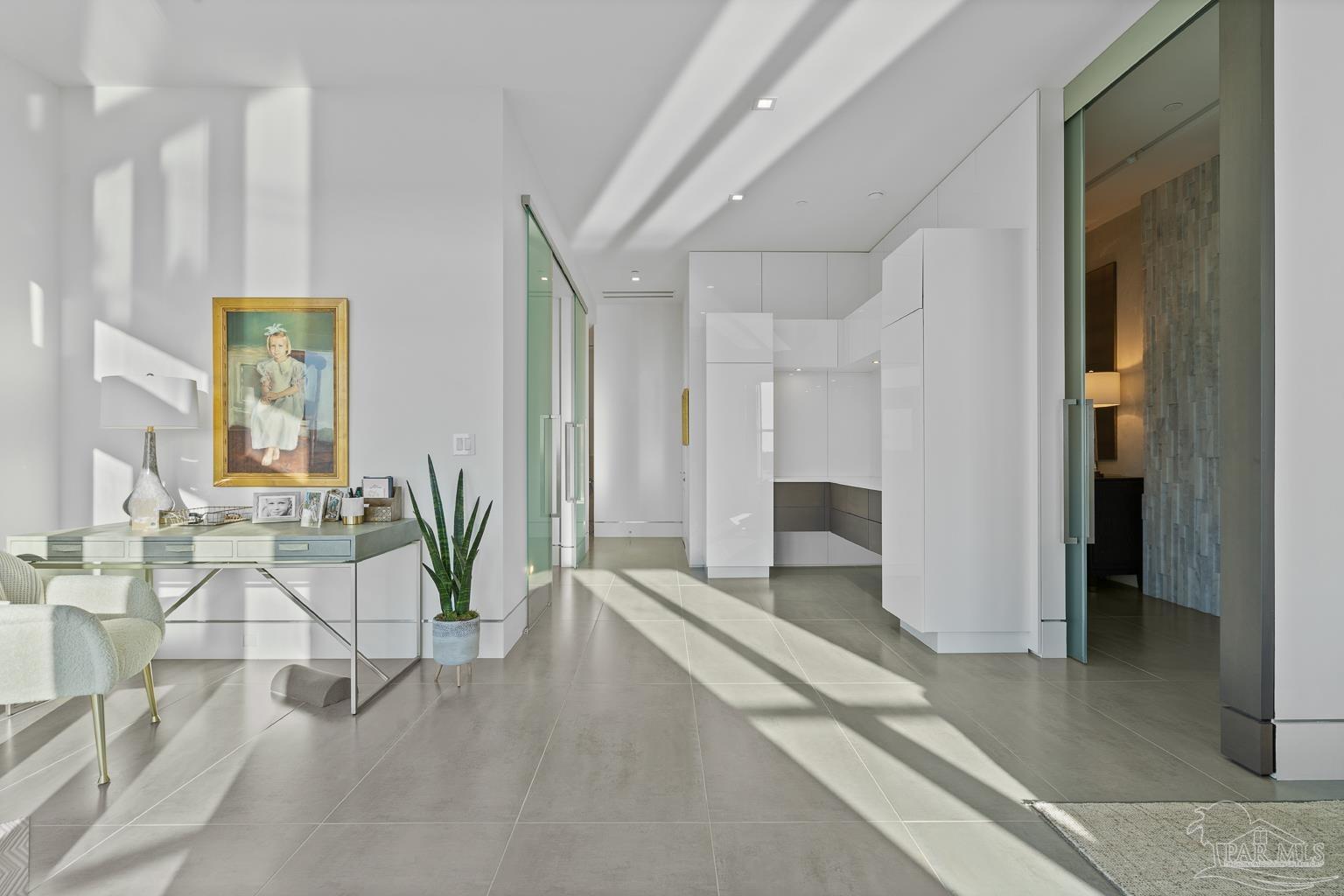 151 W Main St # 303