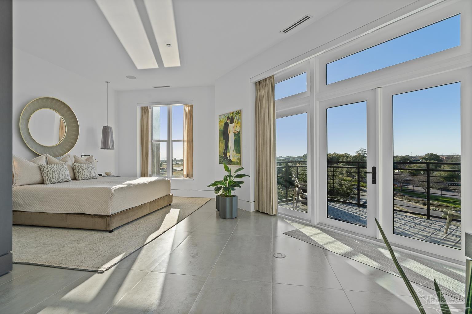 151 W Main St # 303