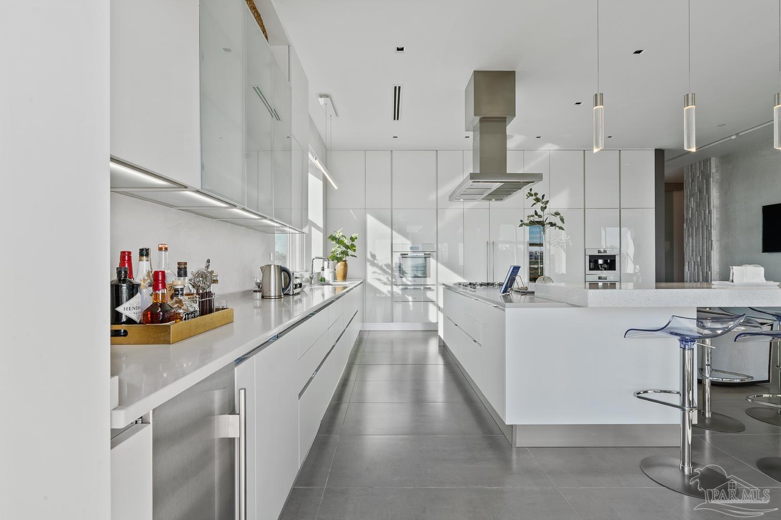 151 W Main St # 303
