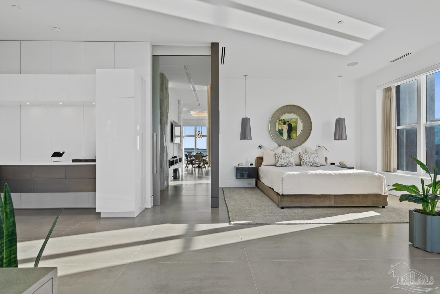 151 W Main St # 303