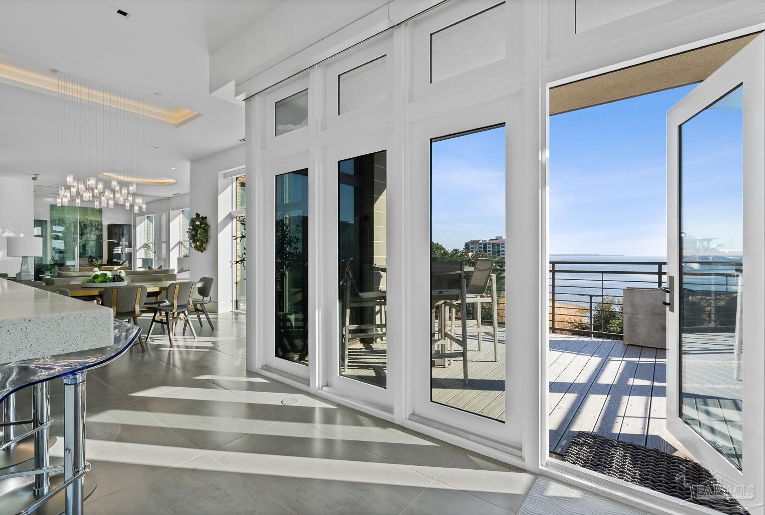 151 W Main St # 303