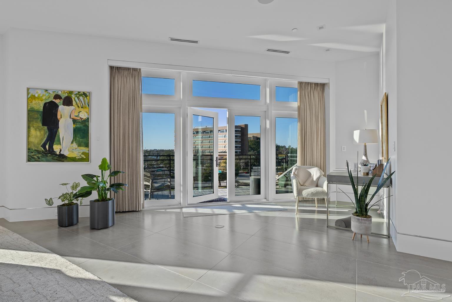 151 W Main St # 303