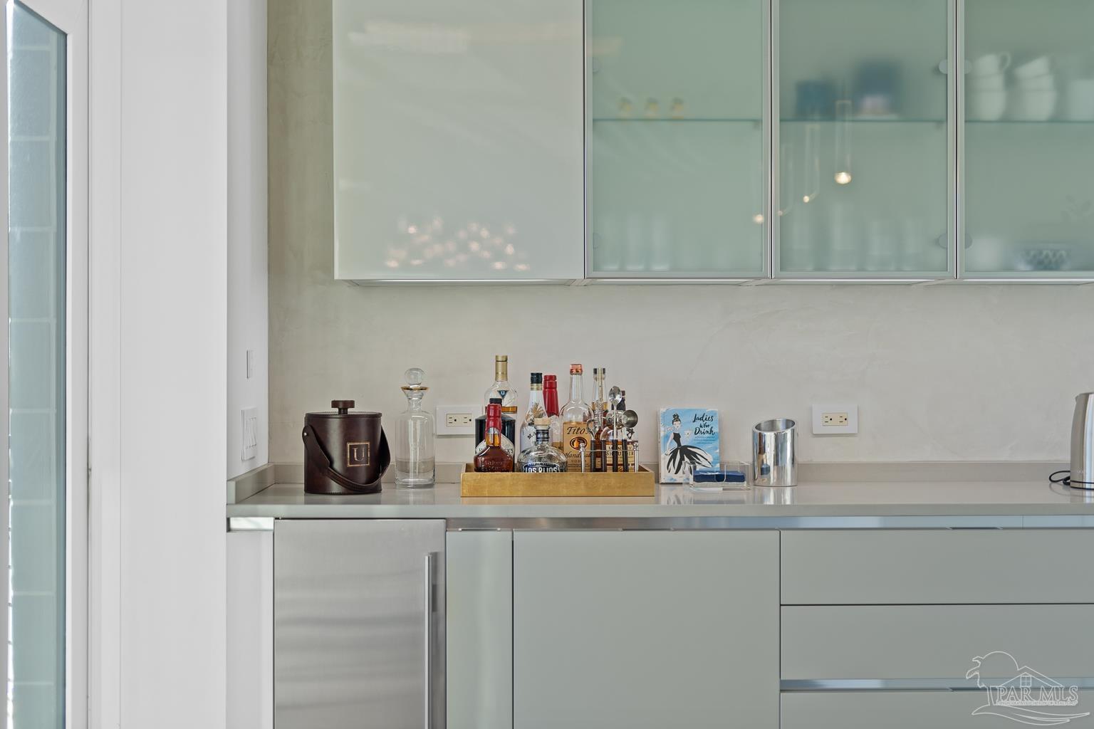 151 W Main St # 303