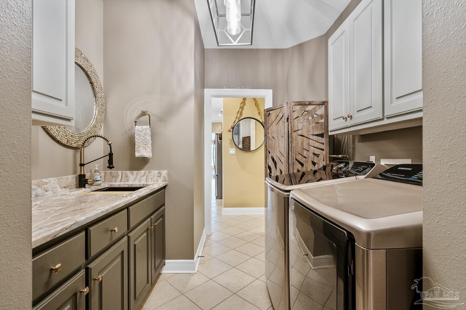 1115 Mary Fox Ct