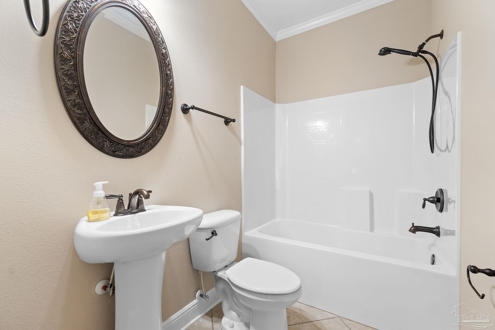 8718 Foxtail Loop